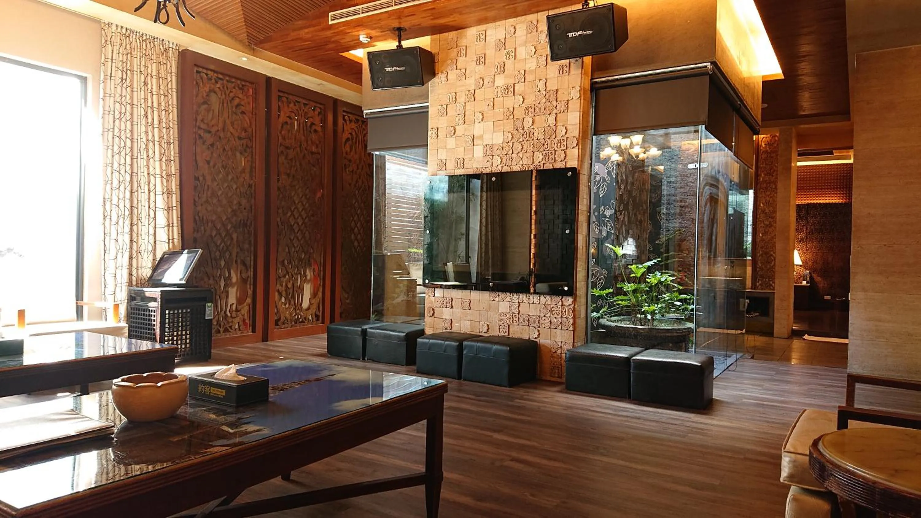 The Yorker Deluxe Motel