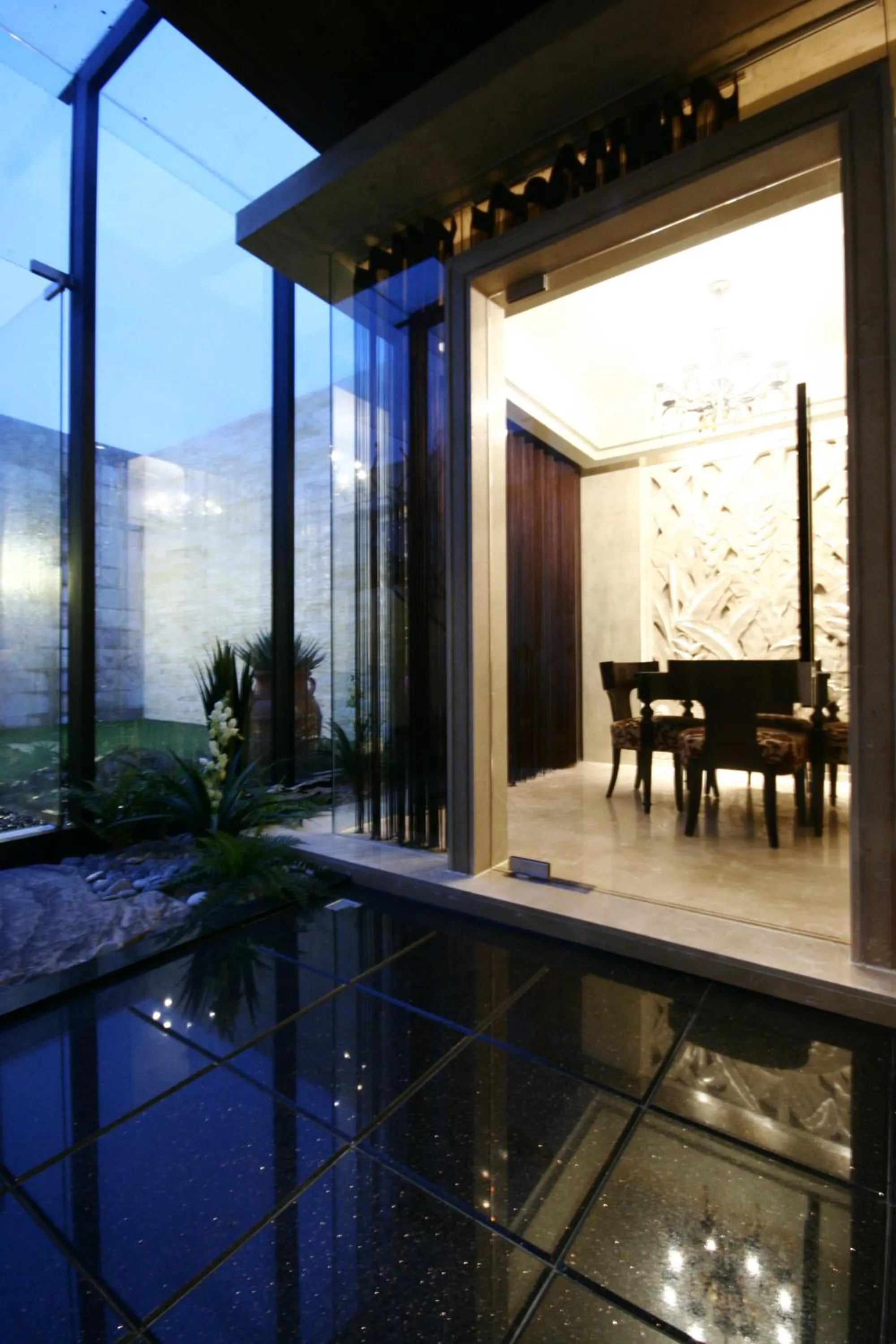 The Yorker Deluxe Motel