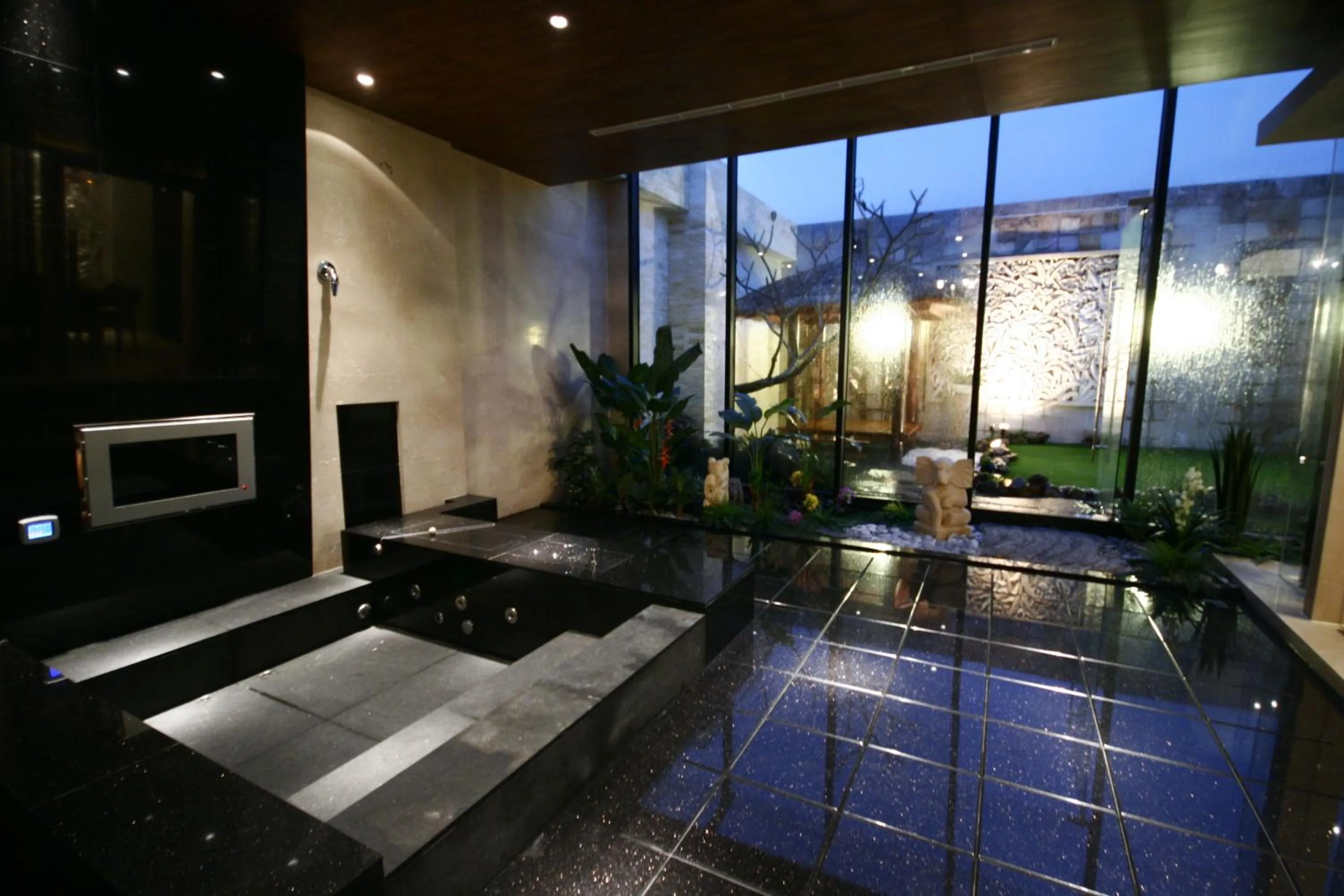 The Yorker Deluxe Motel