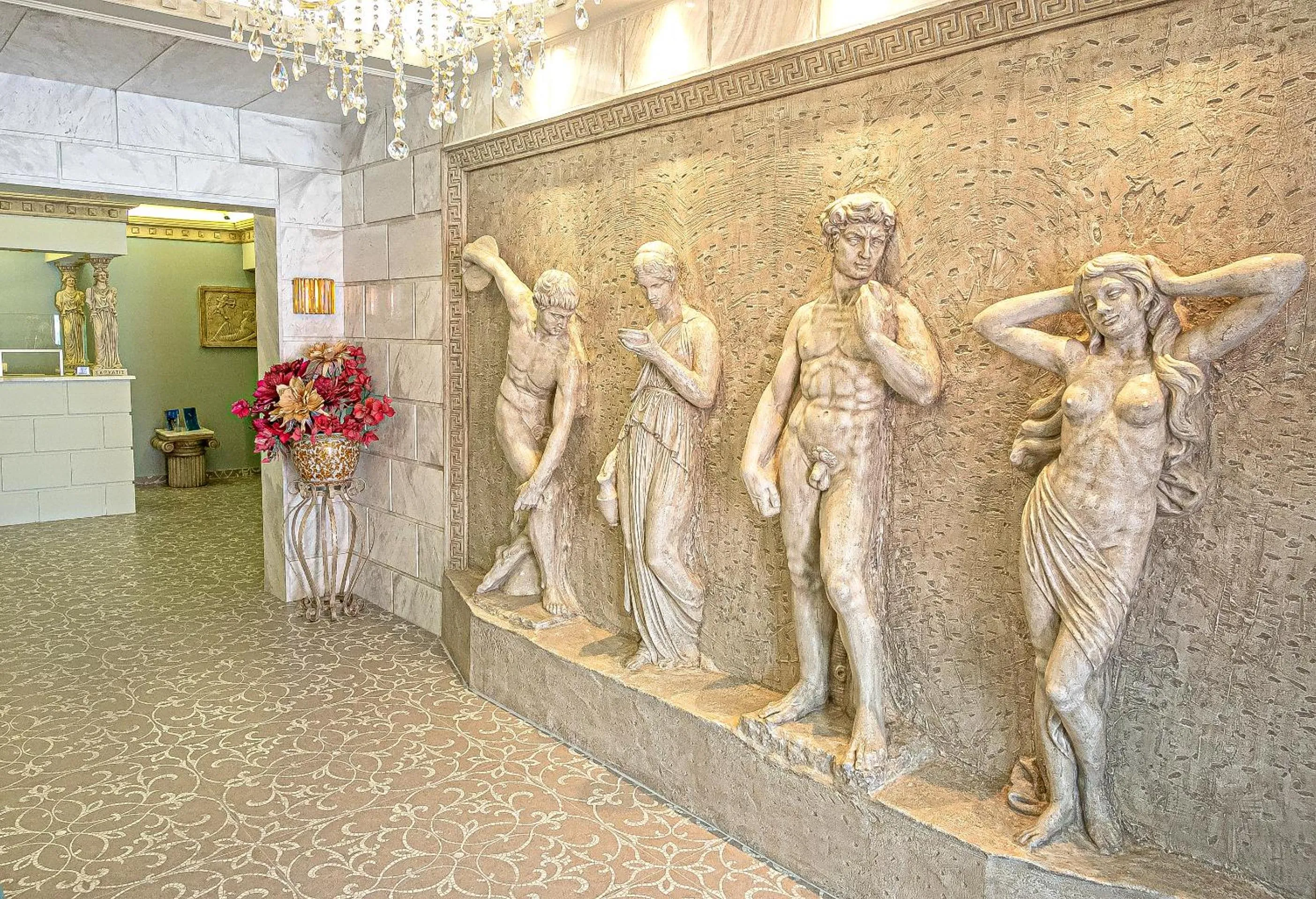 Parthenon Art Hotel