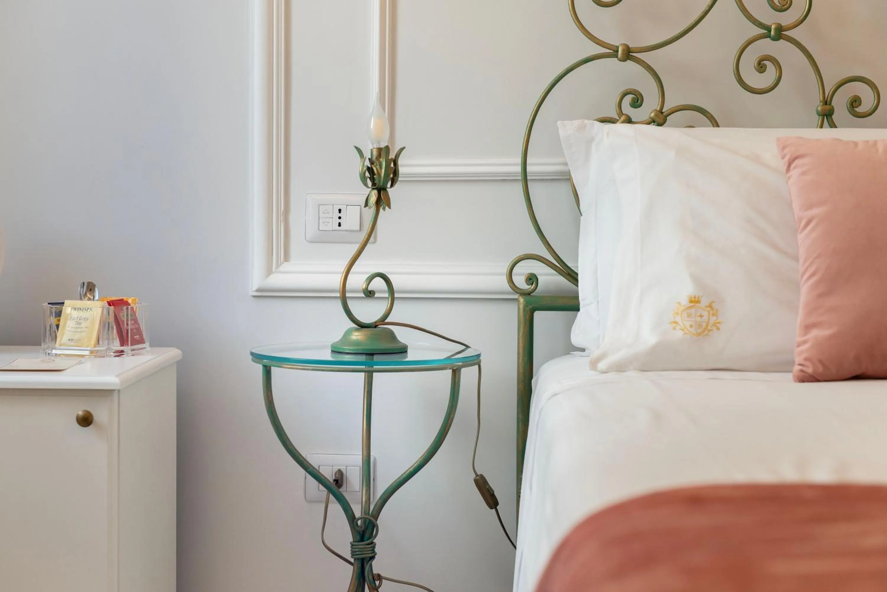 Decorative detail, Bed in Residenza Borbonica