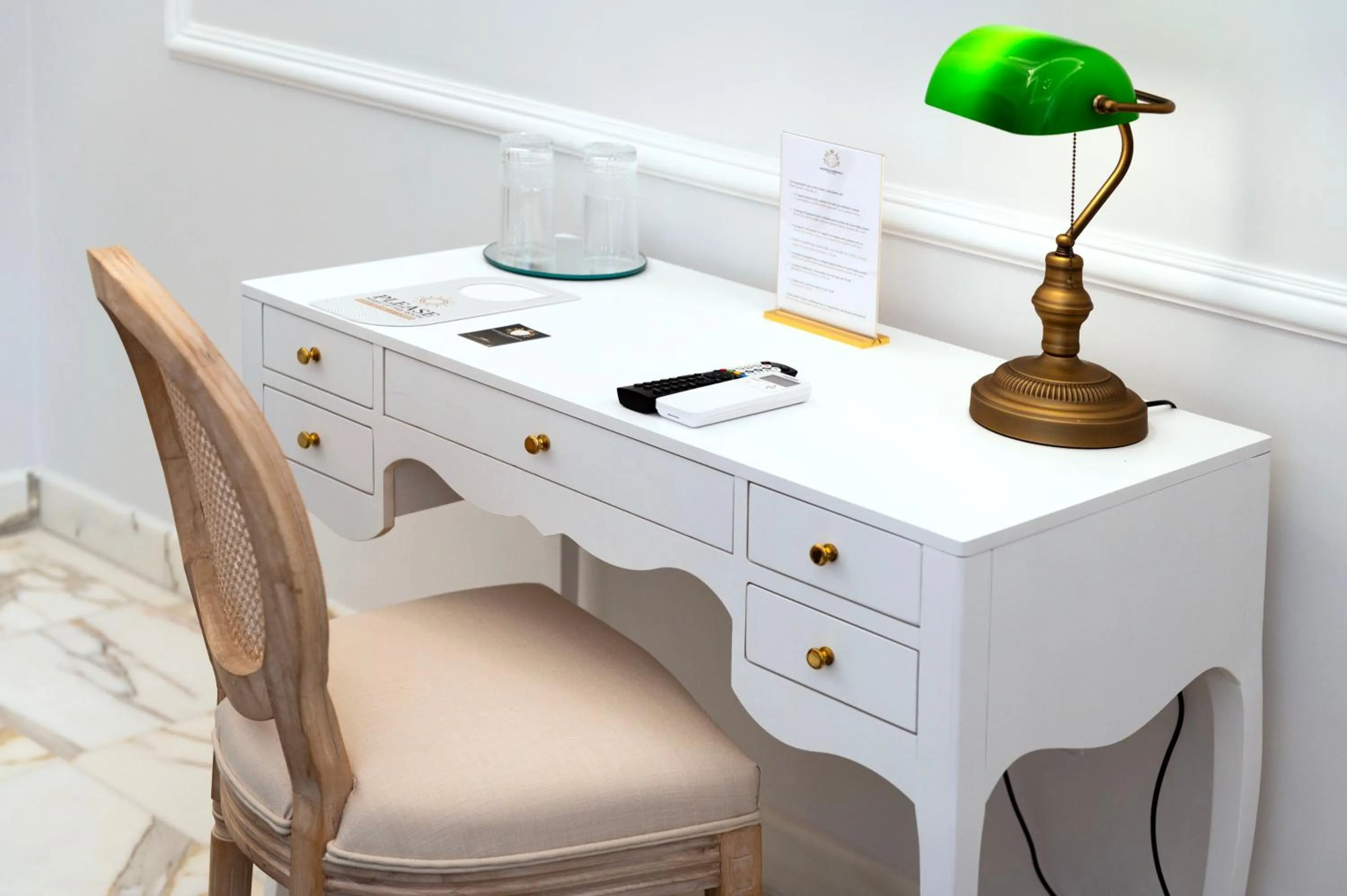 furniture in Residenza Borbonica