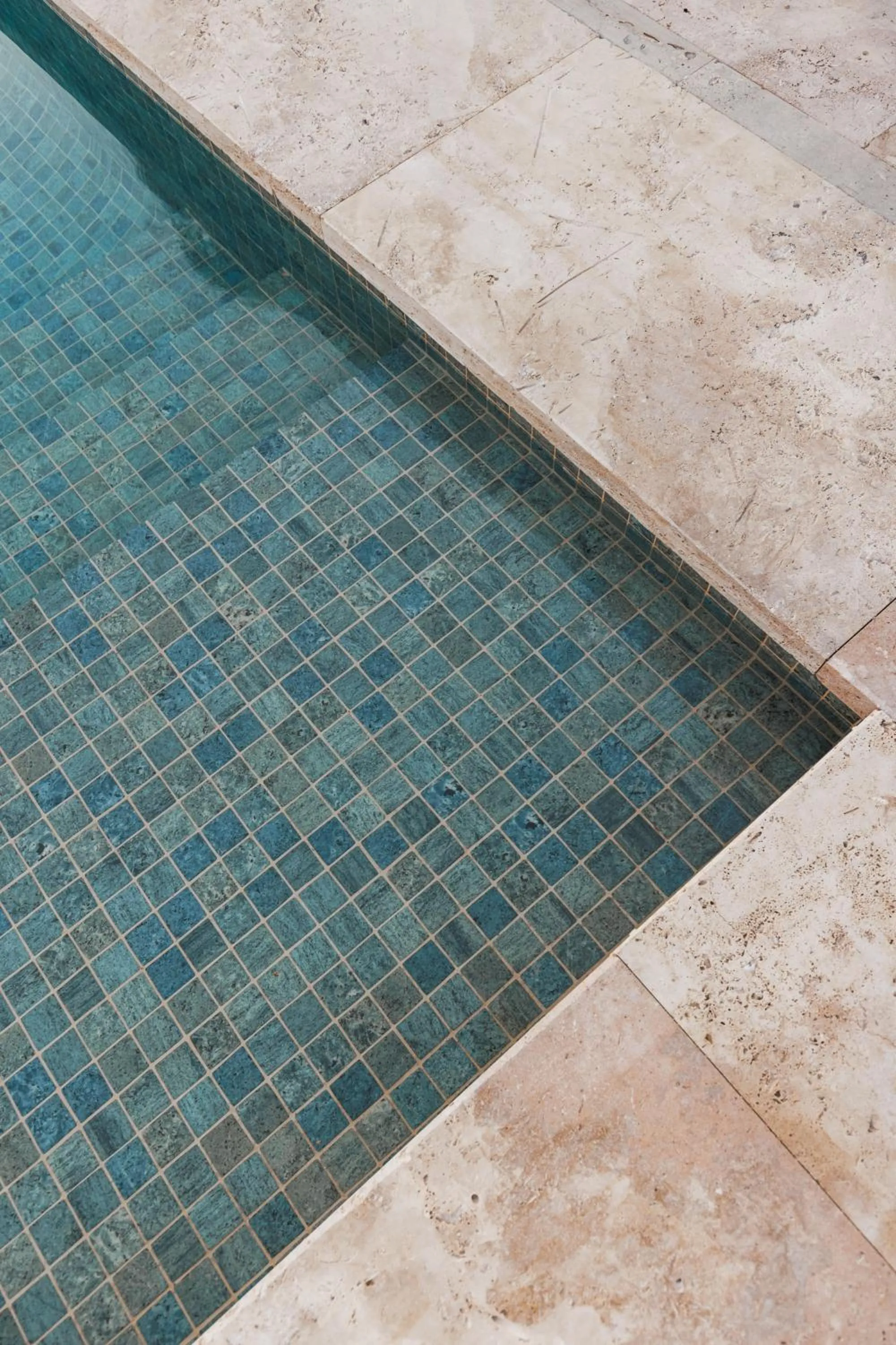 Swimming pool in Boutique Hotel Los Limoneros