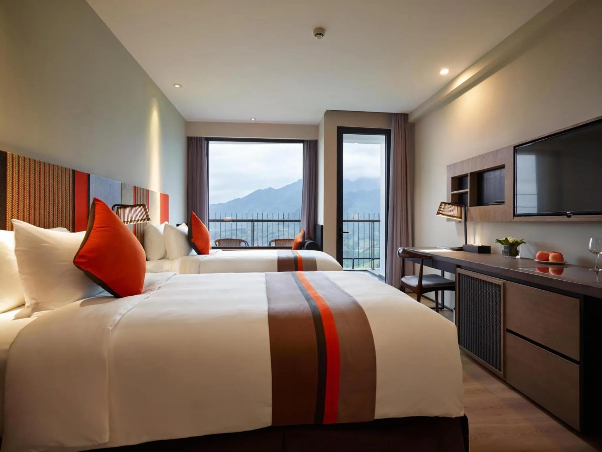 Balcony/Terrace, Bed in Pao's Sapa Leisure Hotel