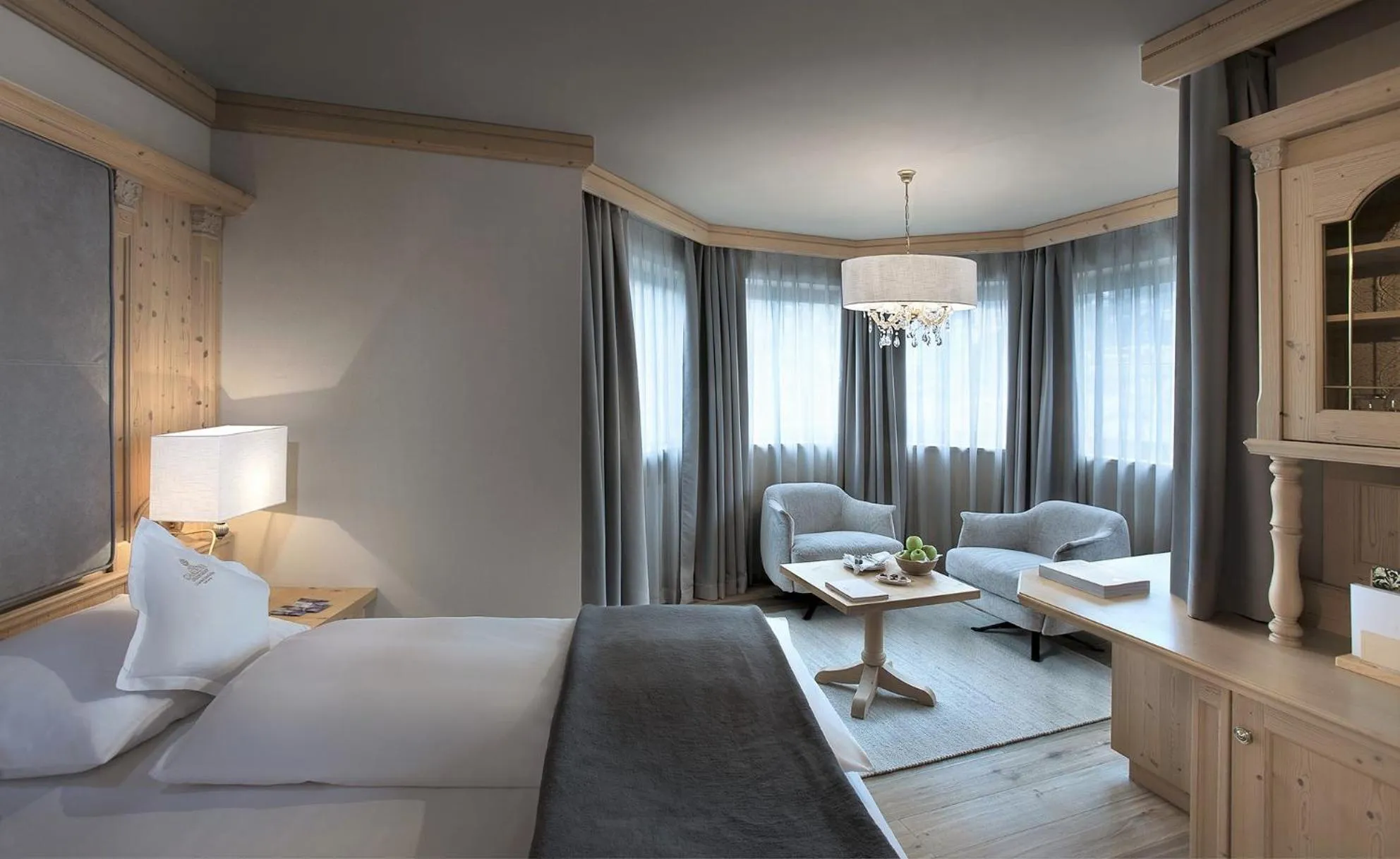 Bedroom, Bed in Gardena Grödnerhof - Hotel & Spa