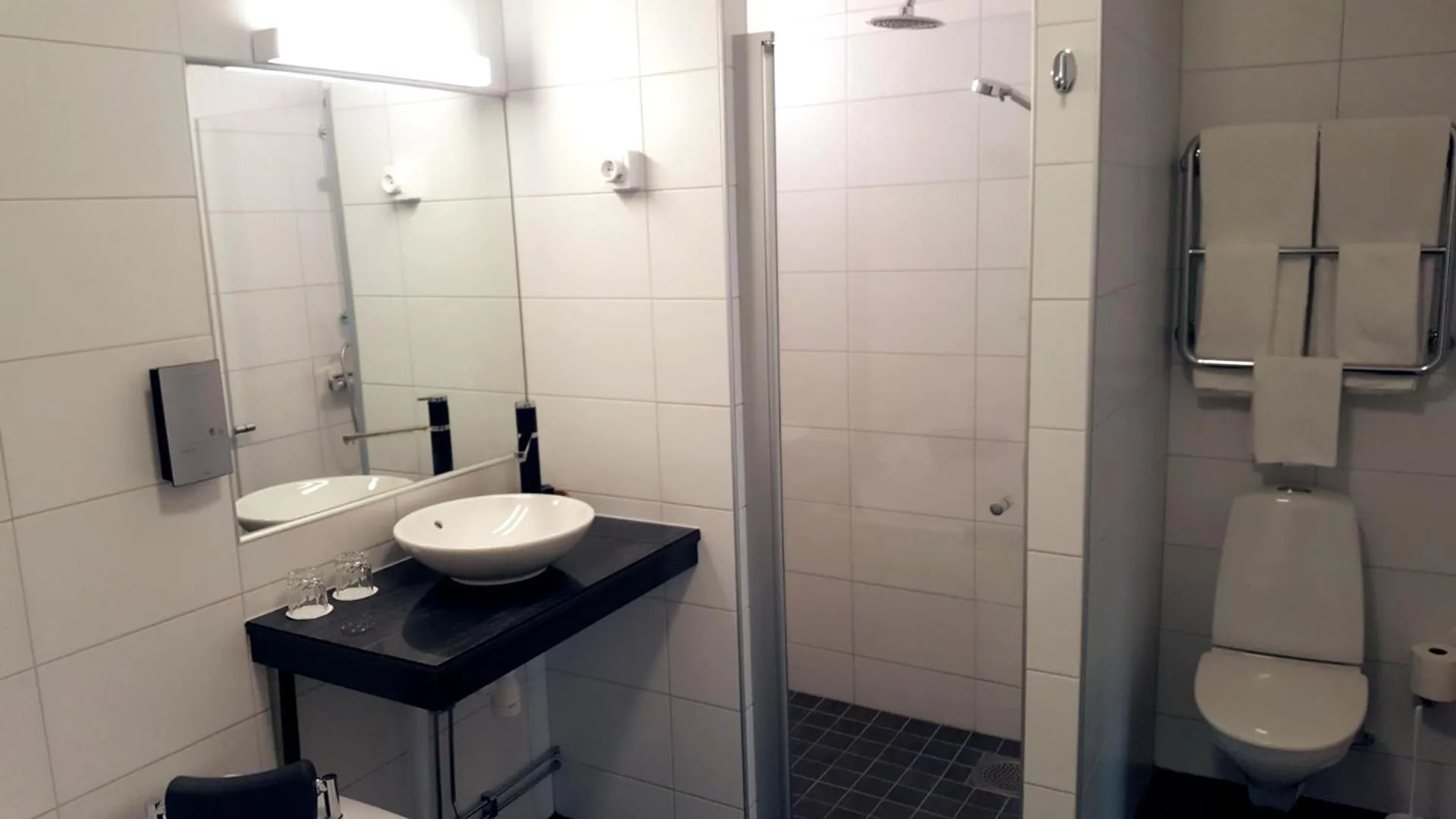 Shower in Hotel Carlshamn