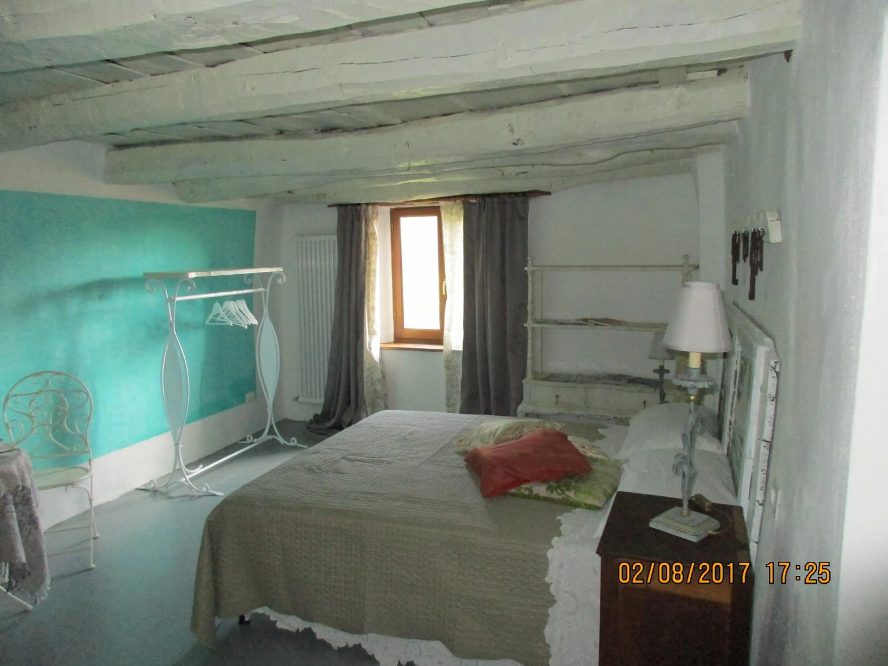 Bed in Viandanti, Artisti e Sognatori