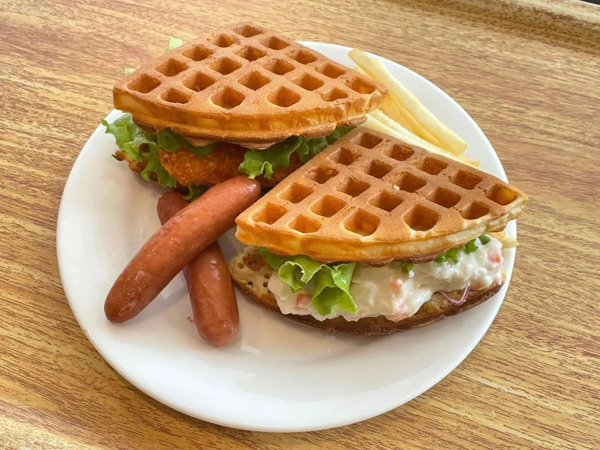 Kur and Hotel Suruga