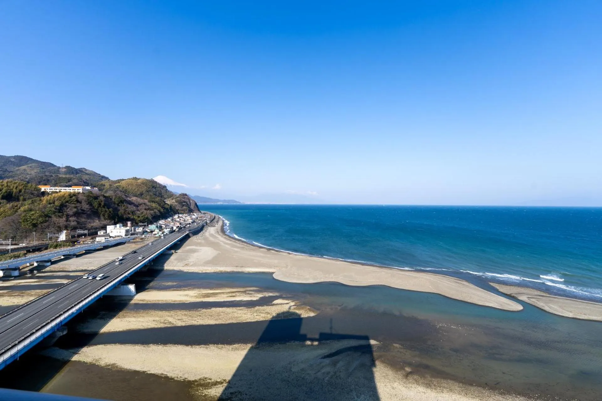 Kur and Hotel Suruga