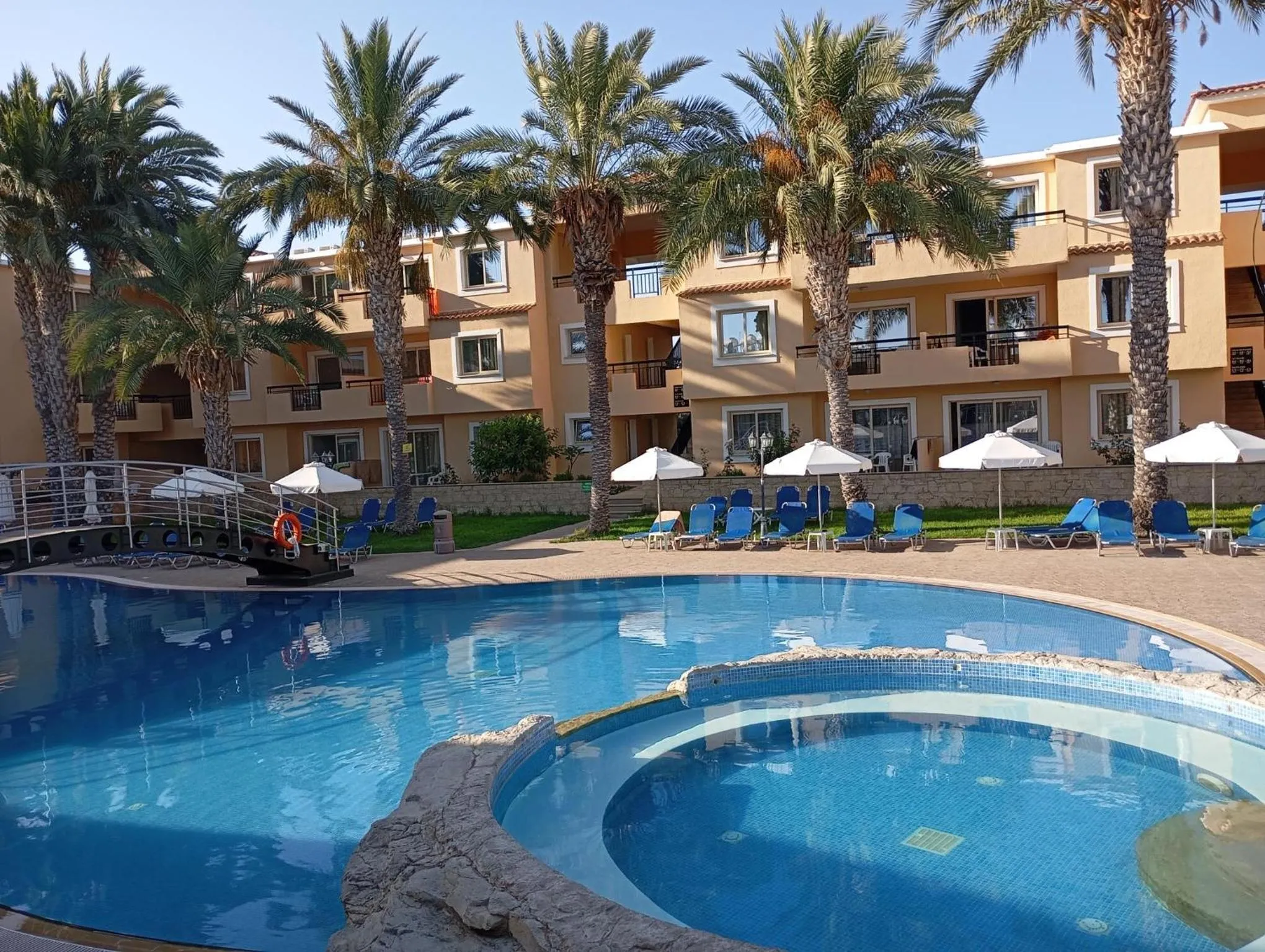 Swimming pool in Pagona Holiday Apartments
