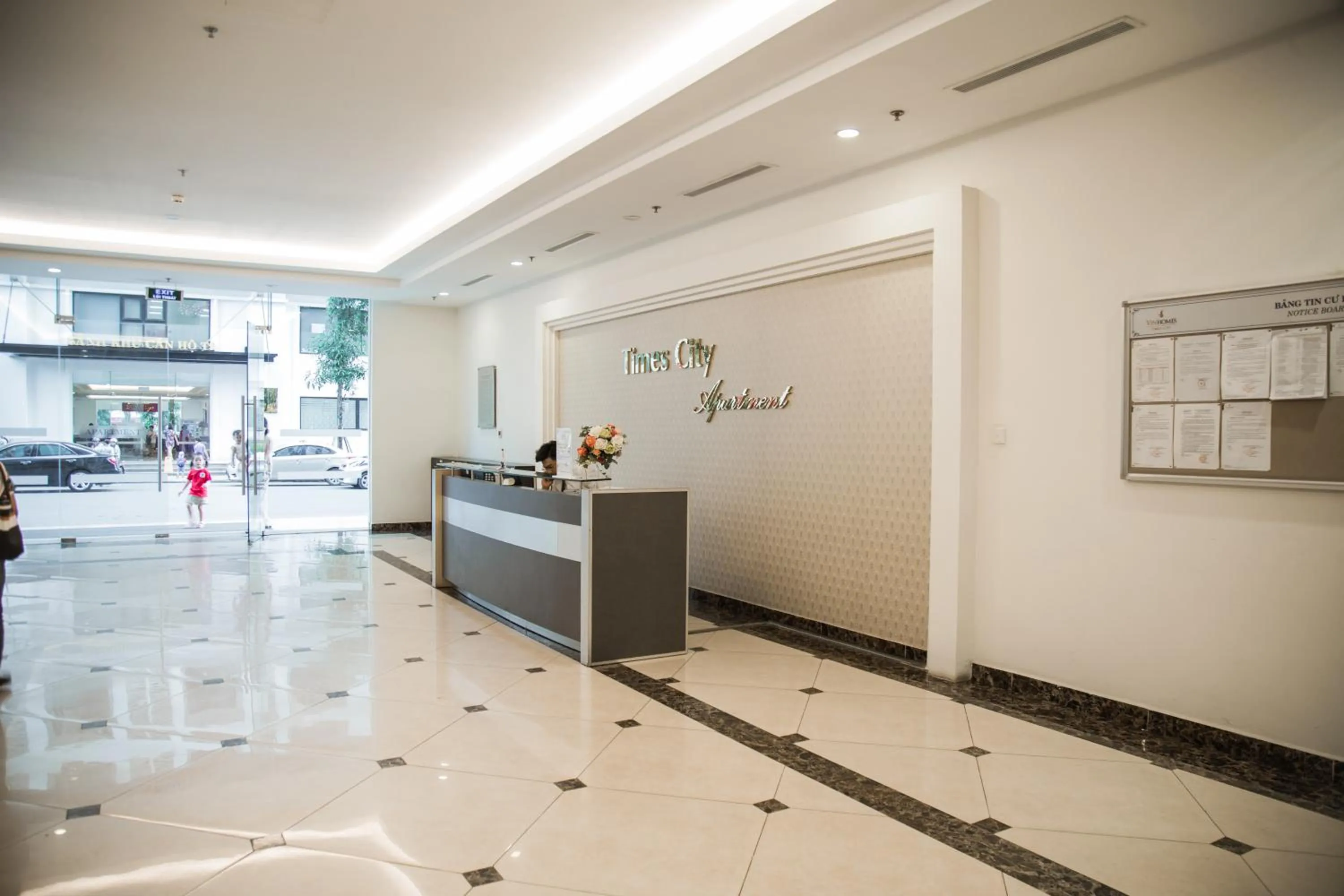 Communal lounge/ TV room in Full House Times City