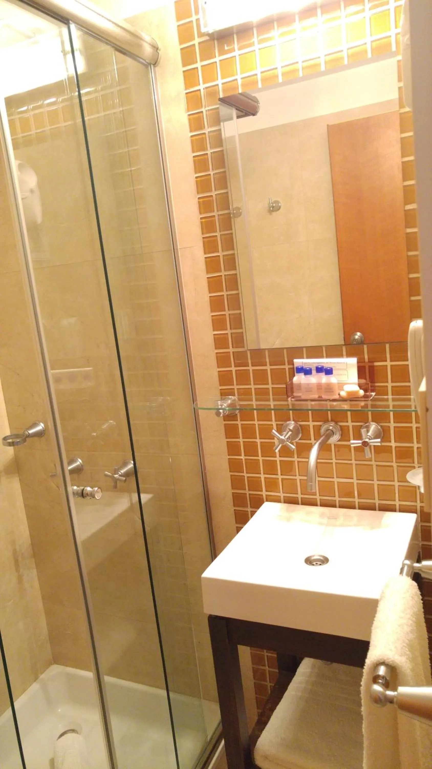 Bathroom in Telmho Hotel Boutique