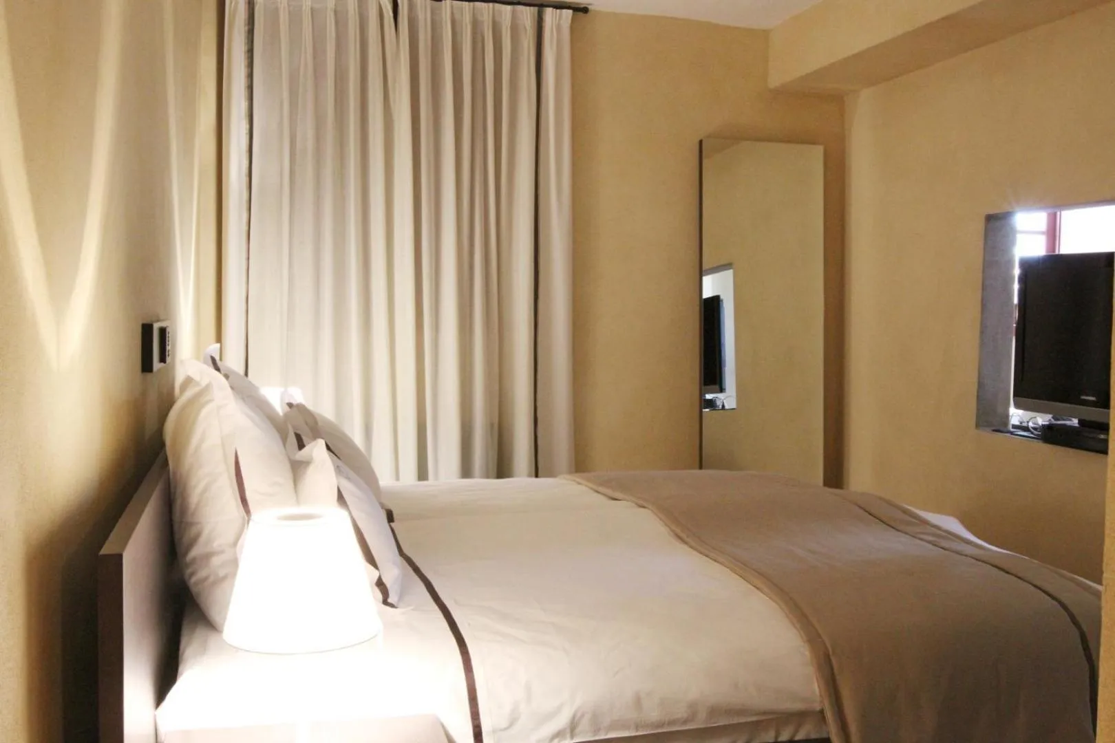 Bed in Heritage Hotel Kukuriku