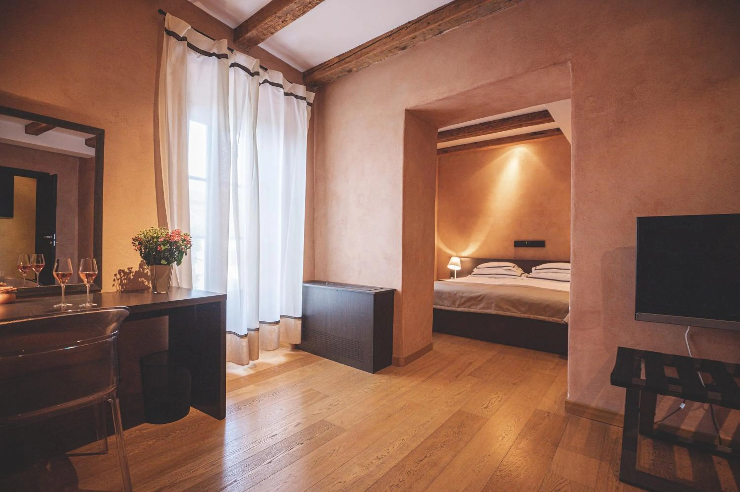 Photo of the whole room, Bed in Heritage Hotel Kukuriku