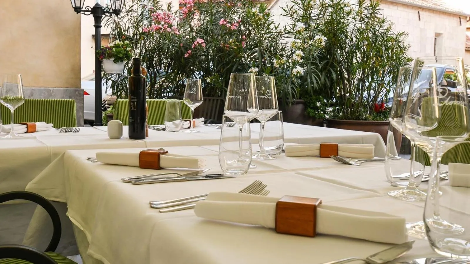 Restaurant/places to eat in Heritage Hotel Kukuriku