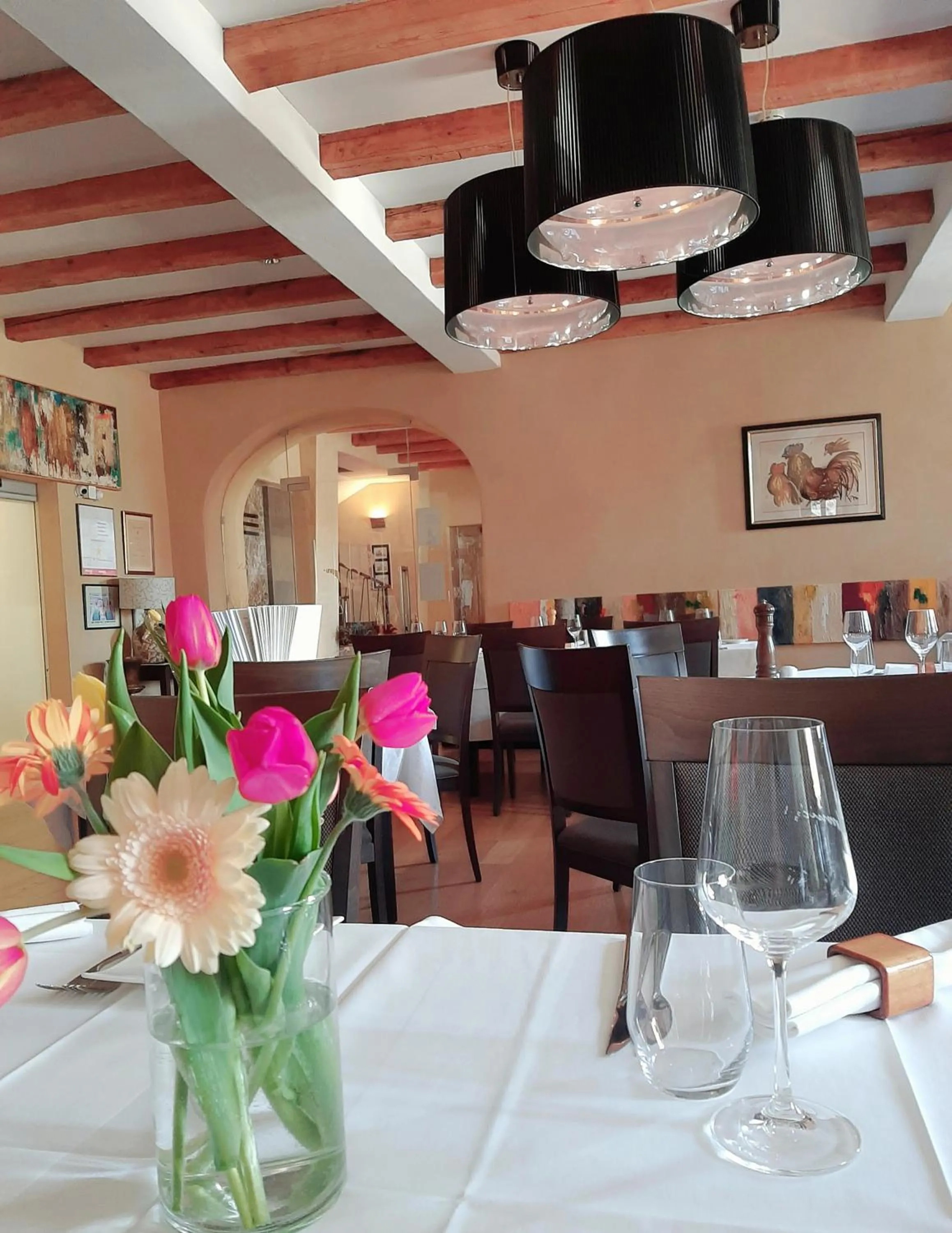 Restaurant/places to eat in Heritage Hotel Kukuriku