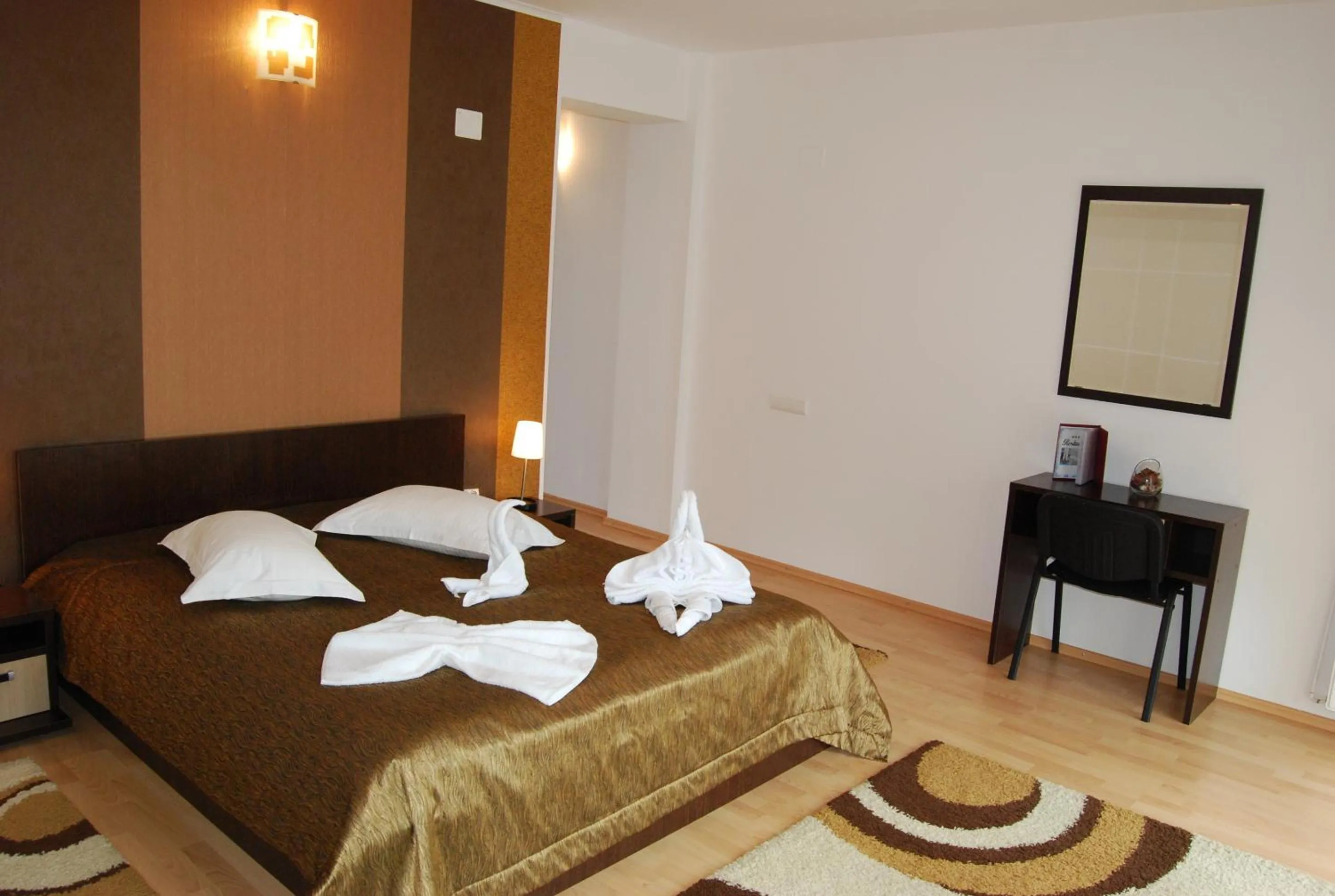 Bed in Hotel boutique Garden Resort by Brancoveanu