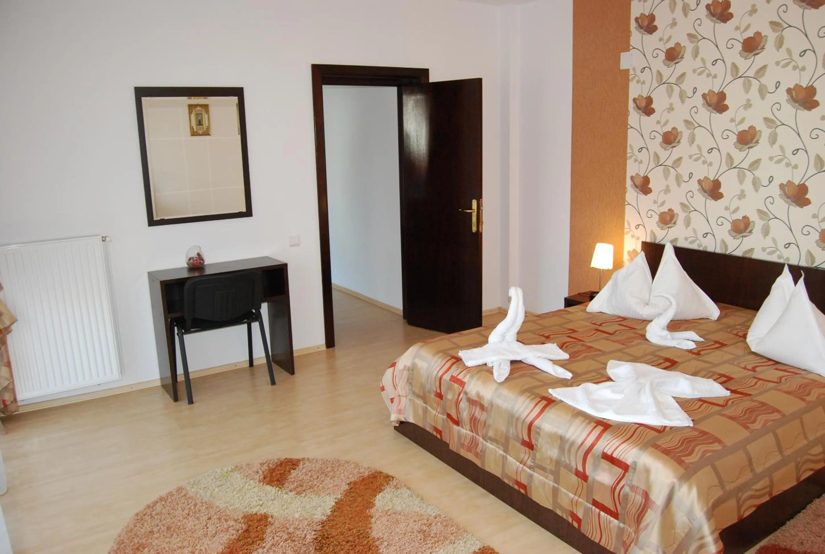 Bed in Hotel boutique Garden Resort by Brancoveanu