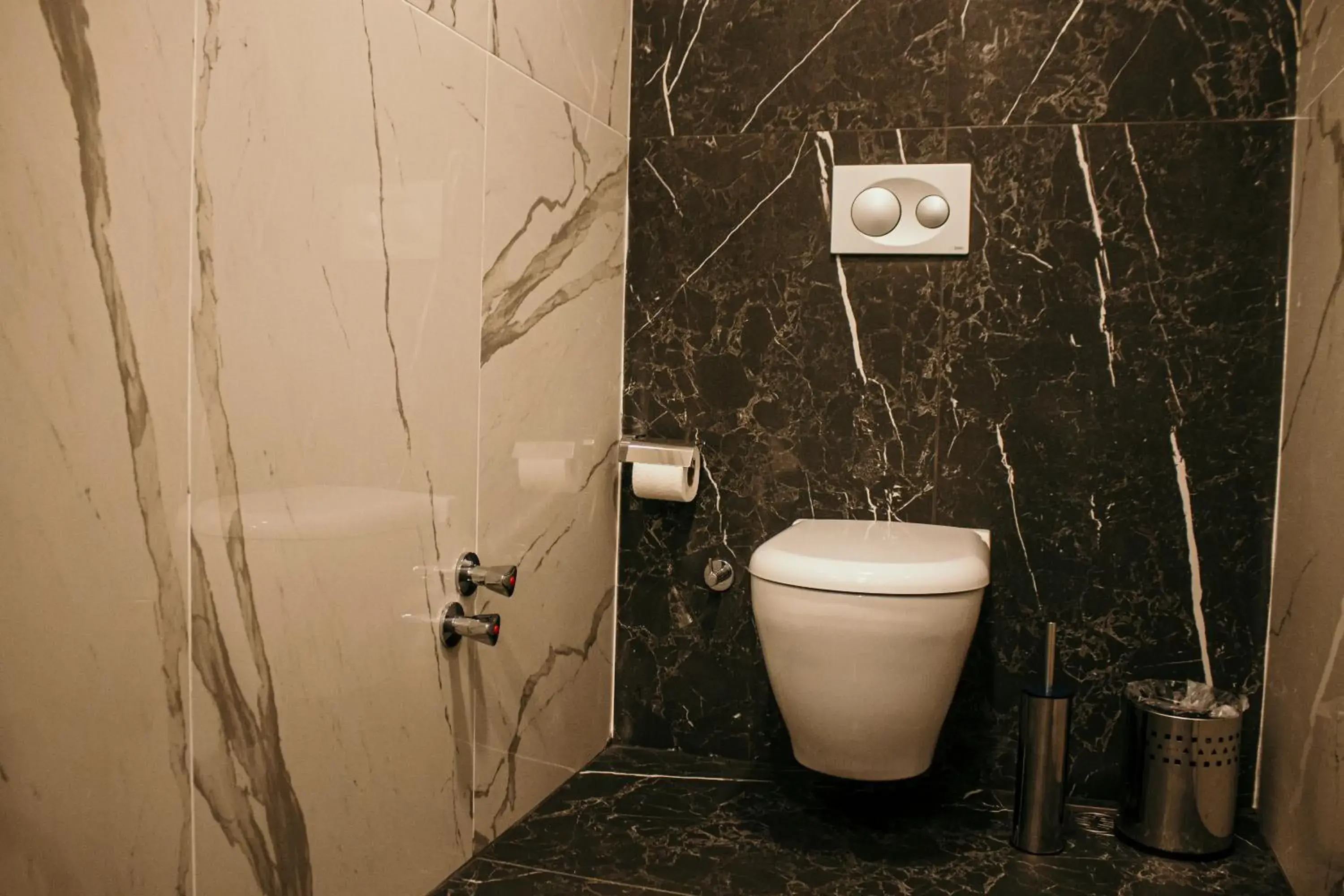 Budget Twin Room in Hayat Palas Budget Twin Room in Hayat Palas