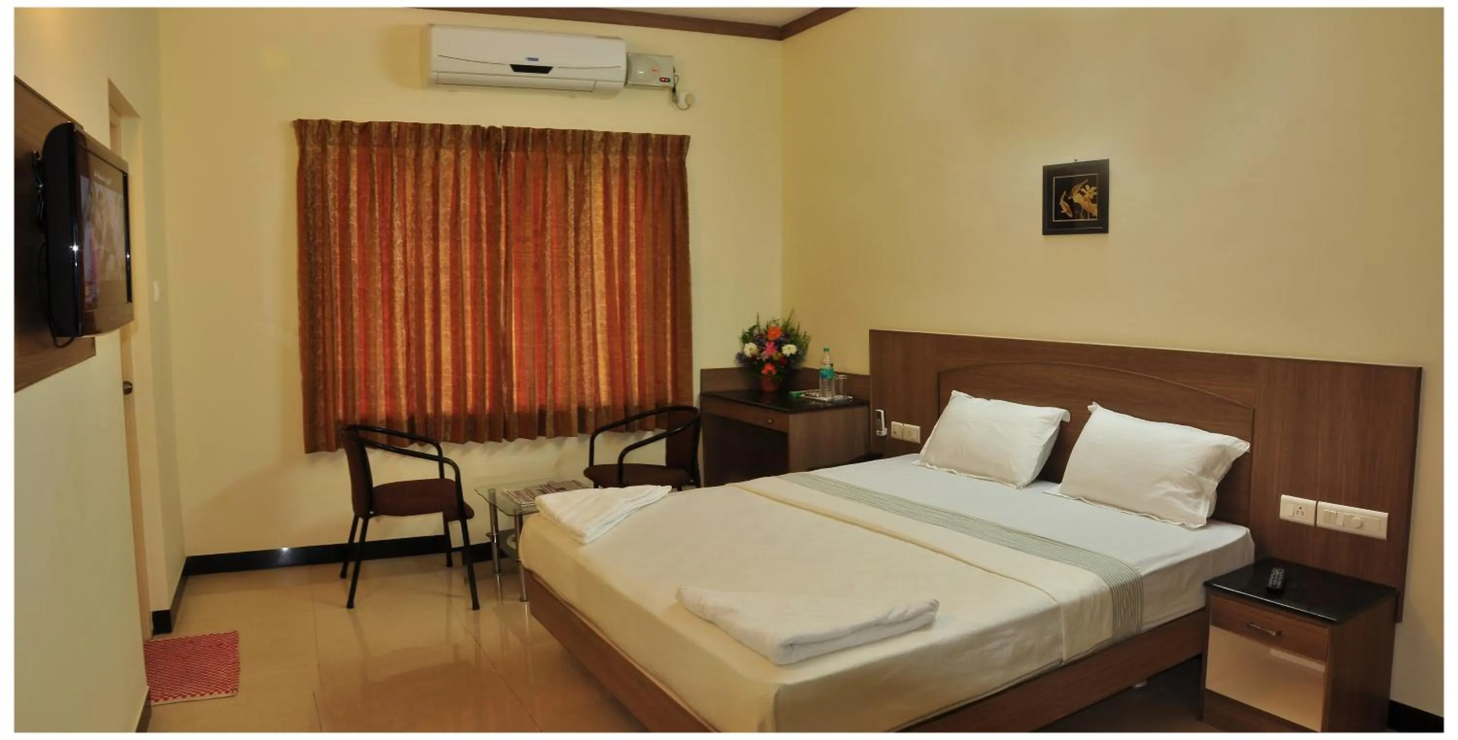 Bed in SK Residency