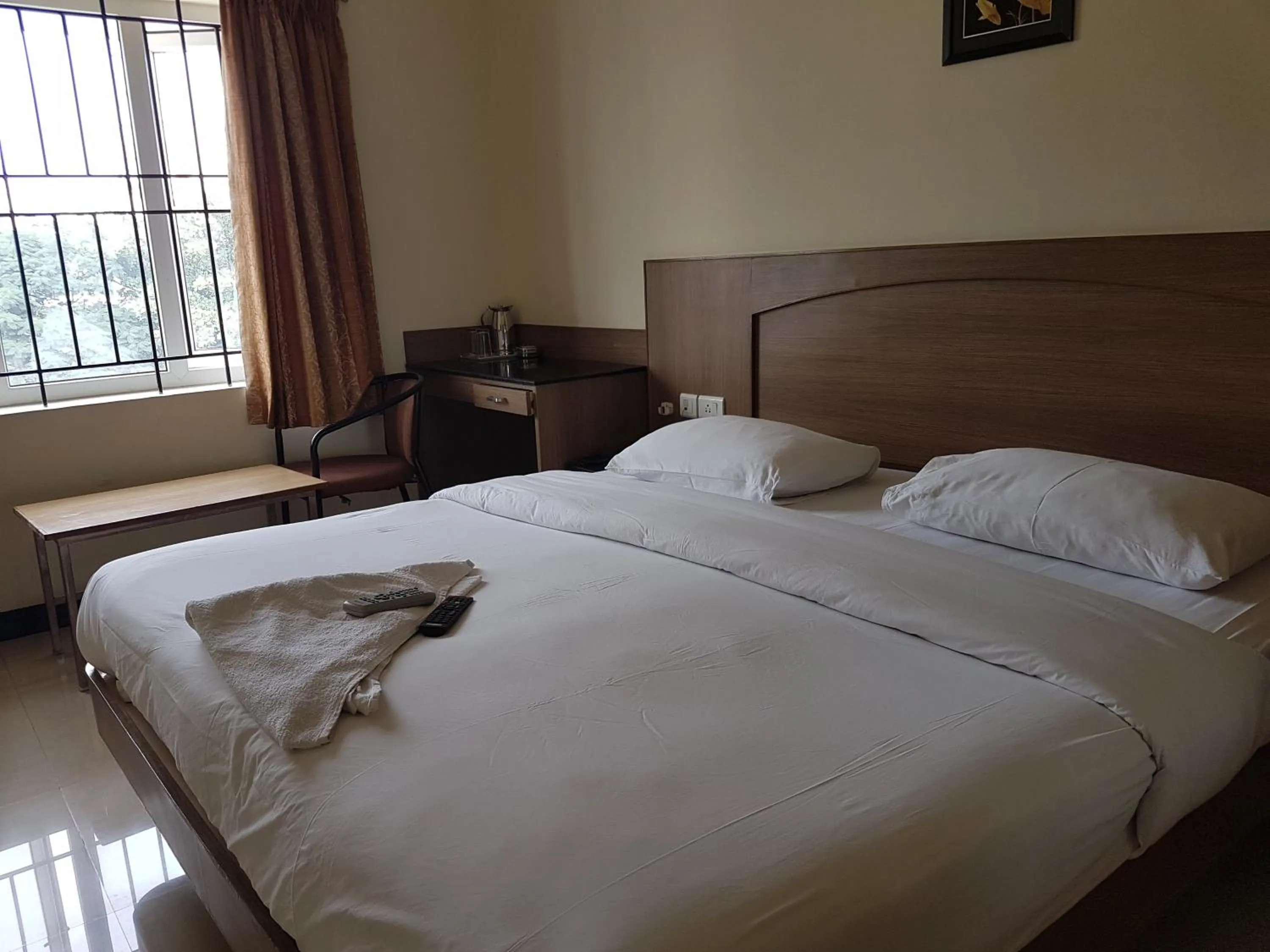 Bedroom, Bed in SK Residency