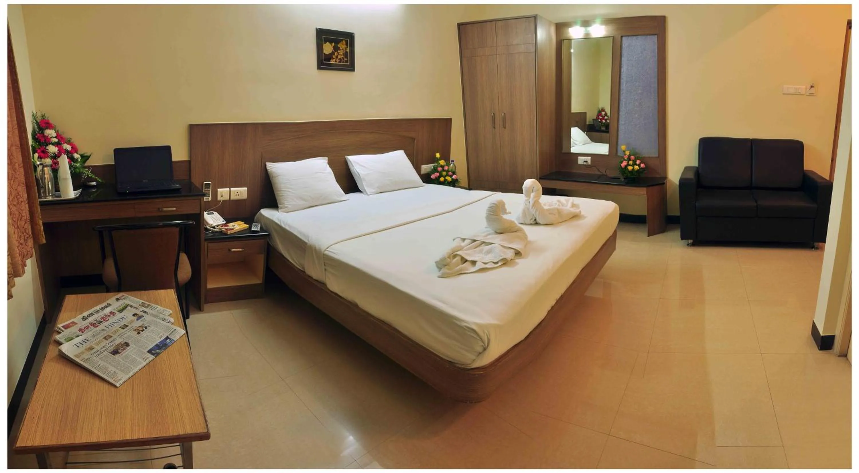 Bedroom, Bed in SK Residency