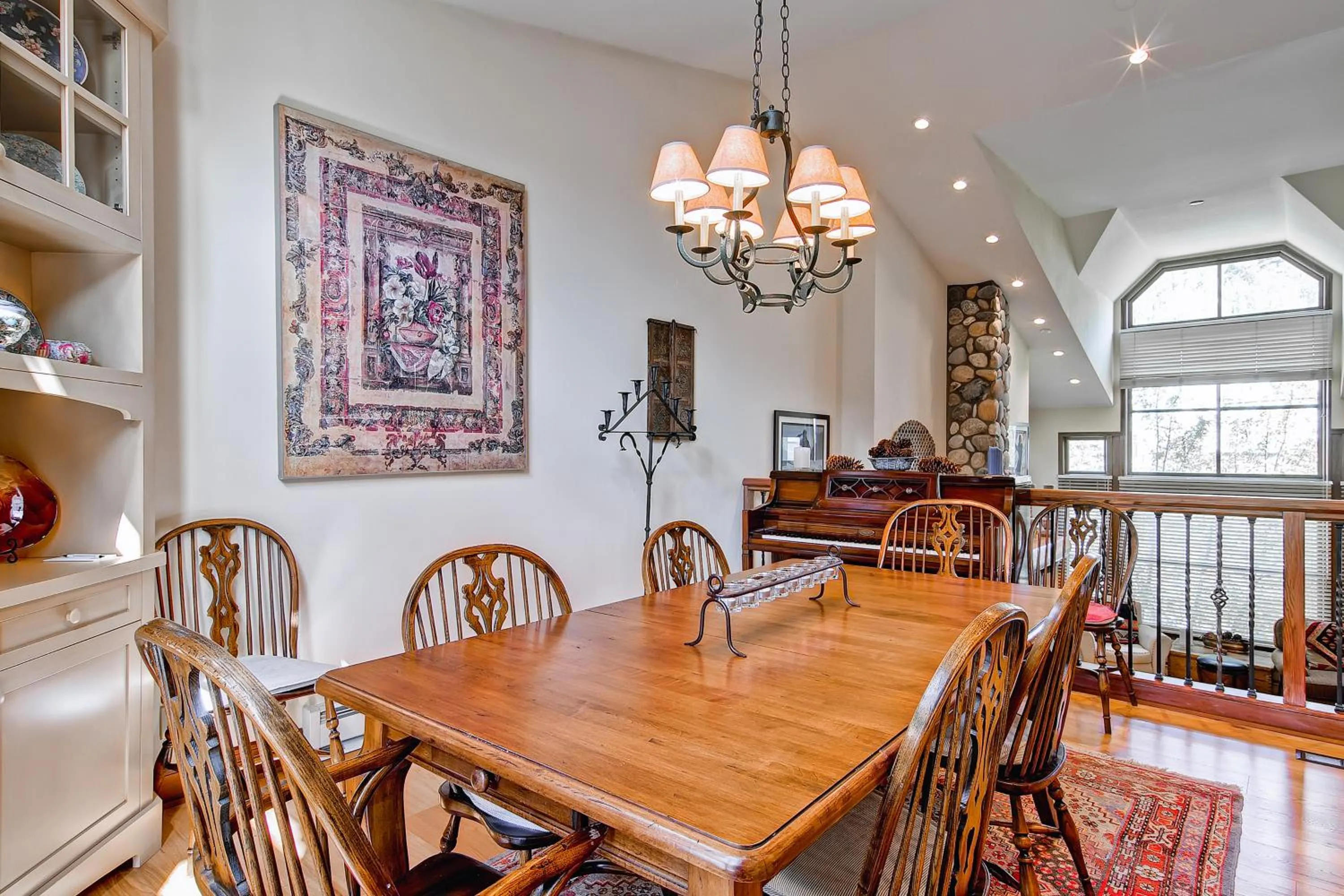 Restaurant/Places to Eat in Highlands Lodge #107