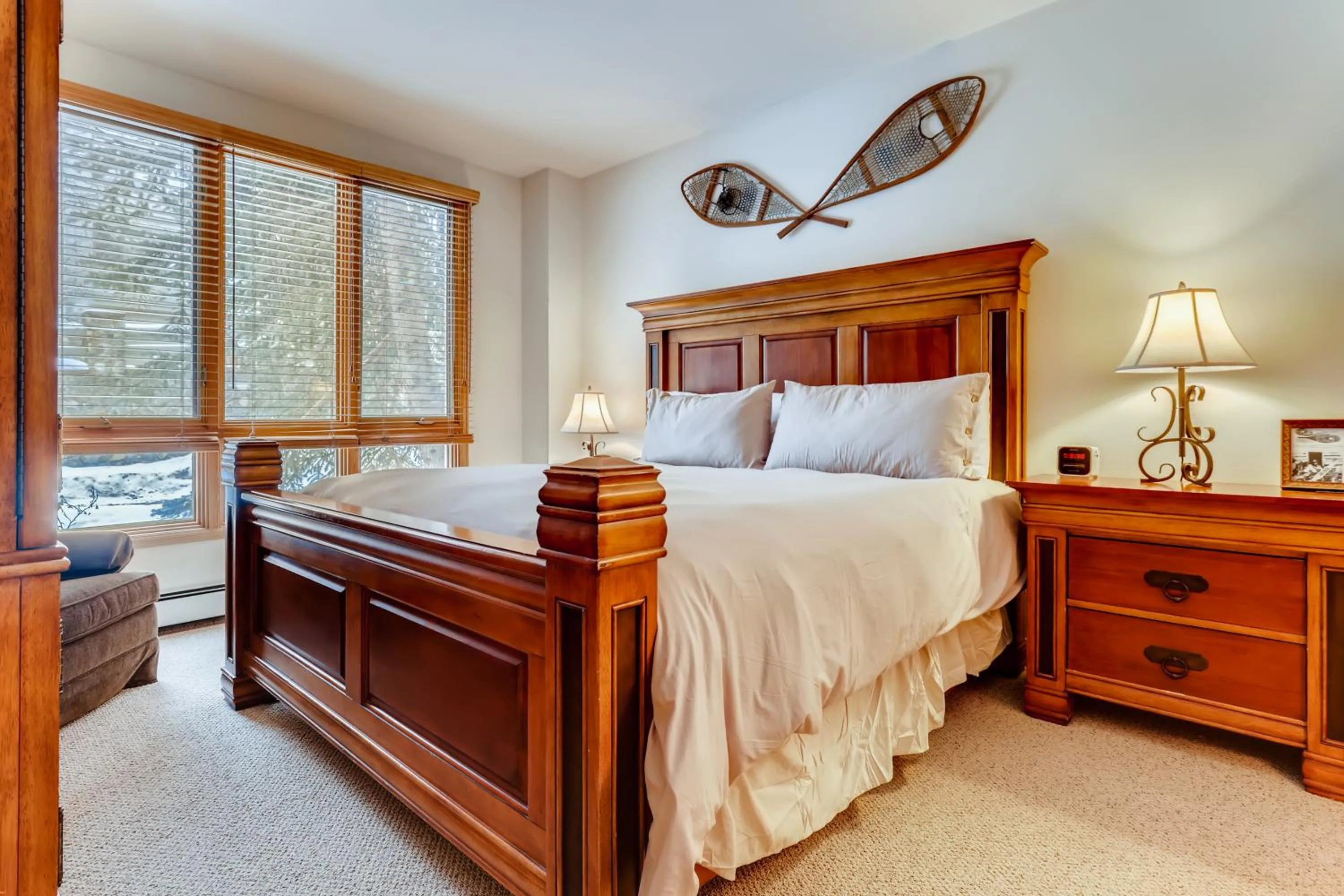 Bed in Highlands Lodge #107