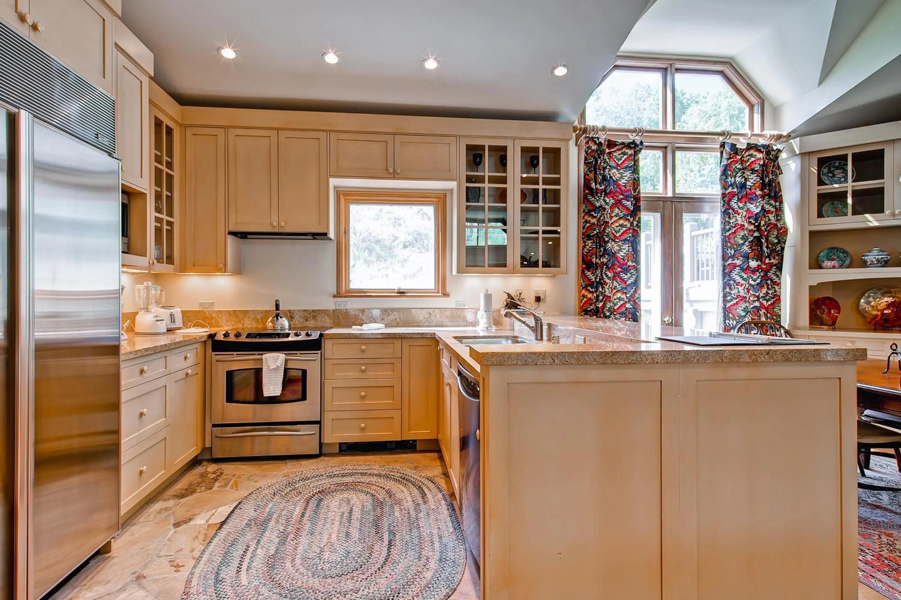 Kitchen/Kitchenette in Highlands Lodge #107