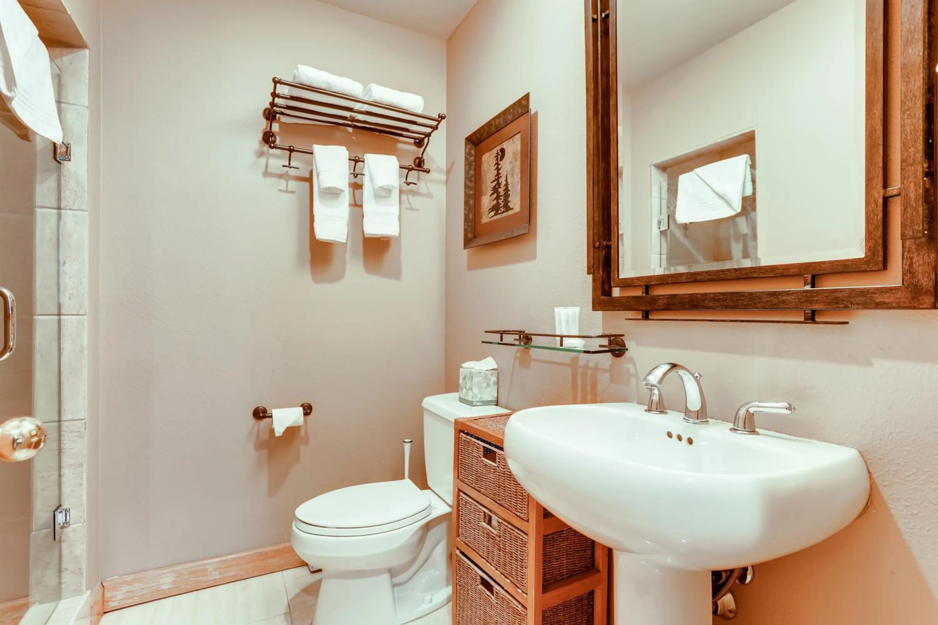 Bathroom in Highlands Lodge #107
