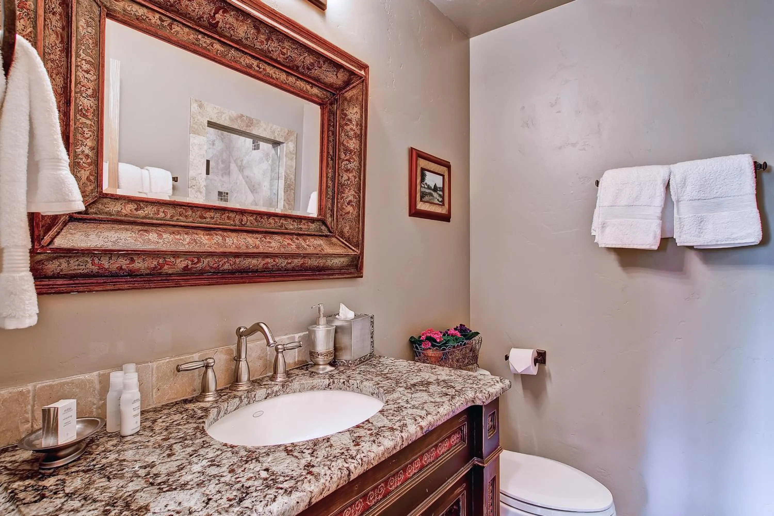 Bathroom in Highlands Lodge #107