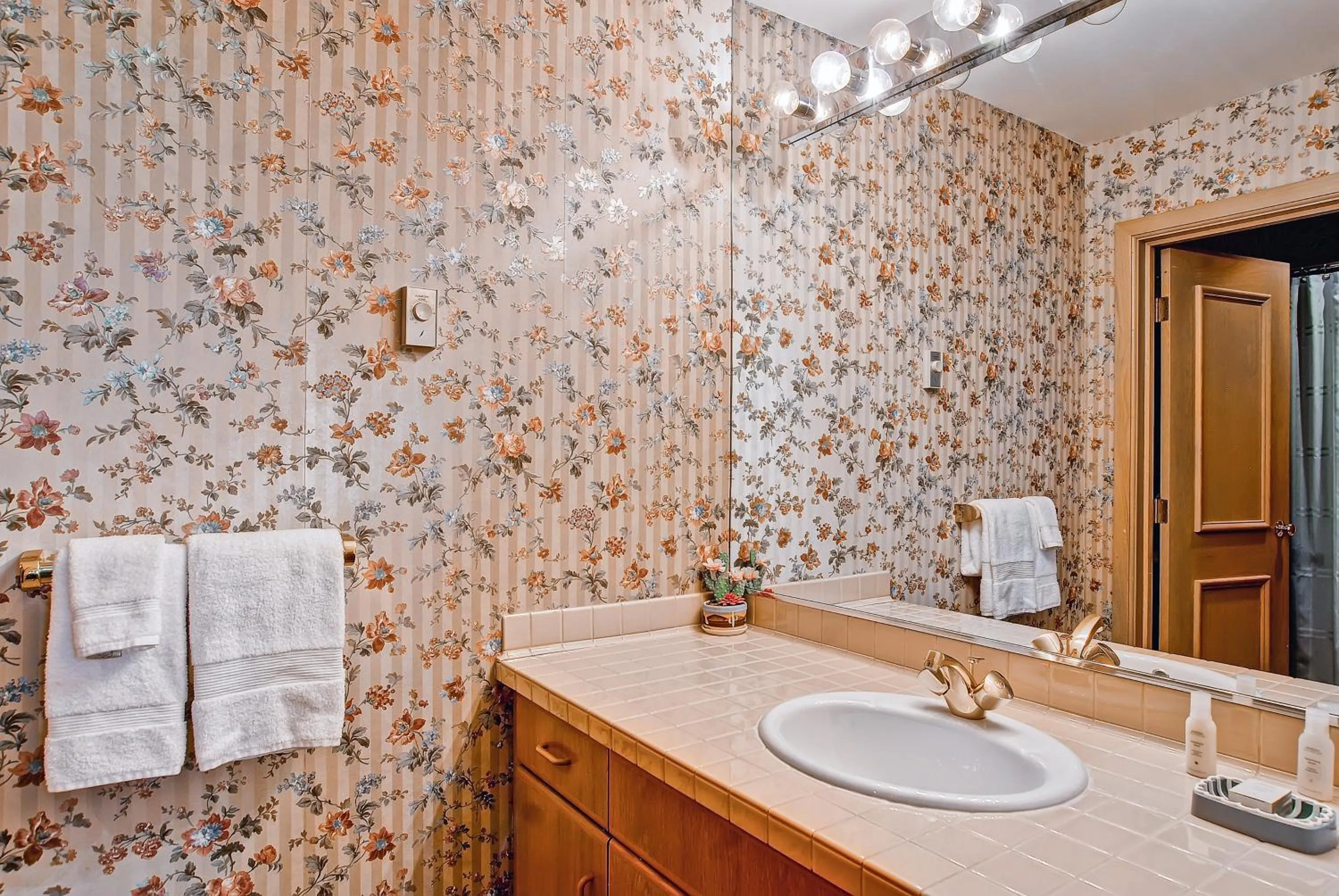 Bathroom in Highlands Lodge #107