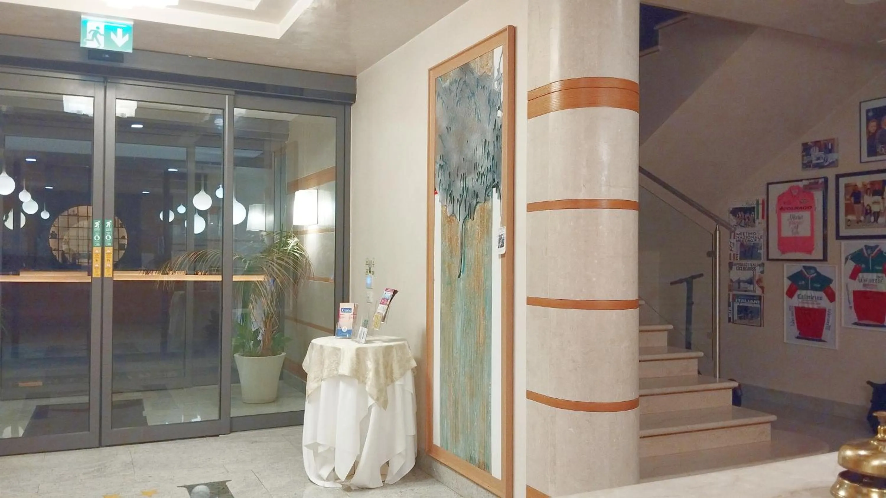 Lobby or reception in Hotel Calinferno