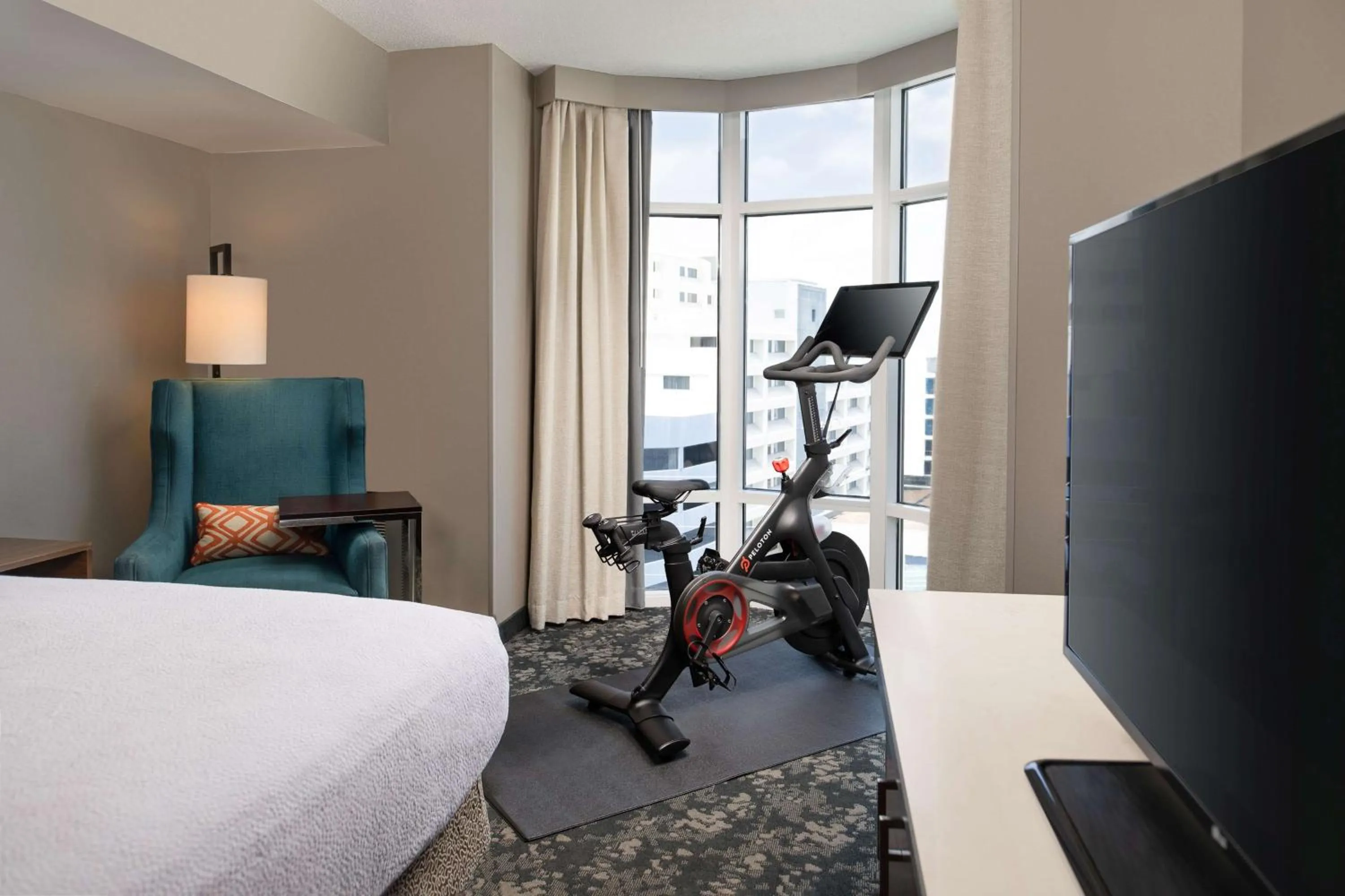 Bed in Hilton Garden Inn Nashville Vanderbilt