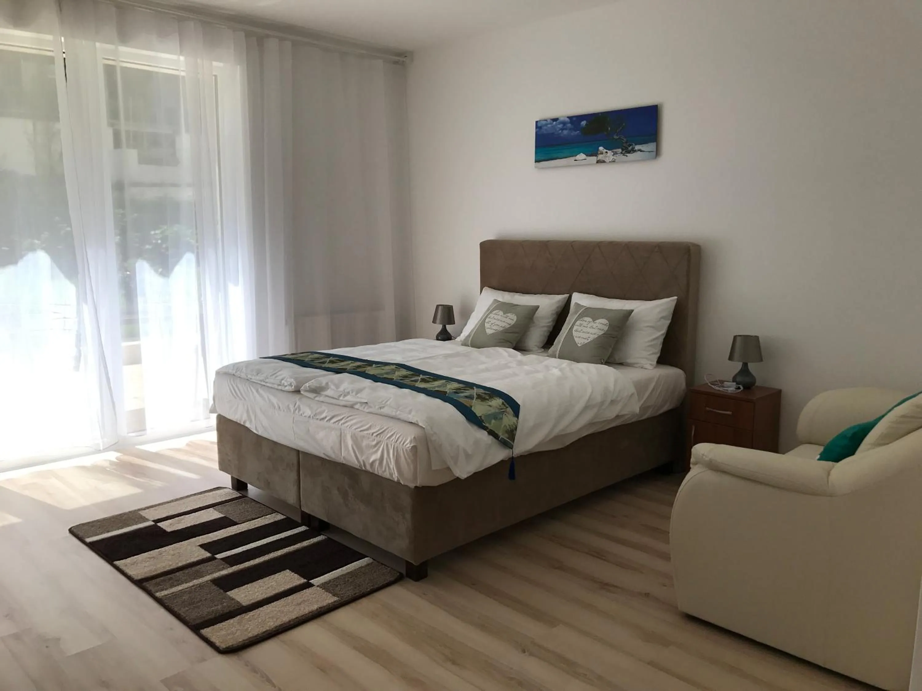 Bedroom, Bed in Corvin Rose Apartment Hotel