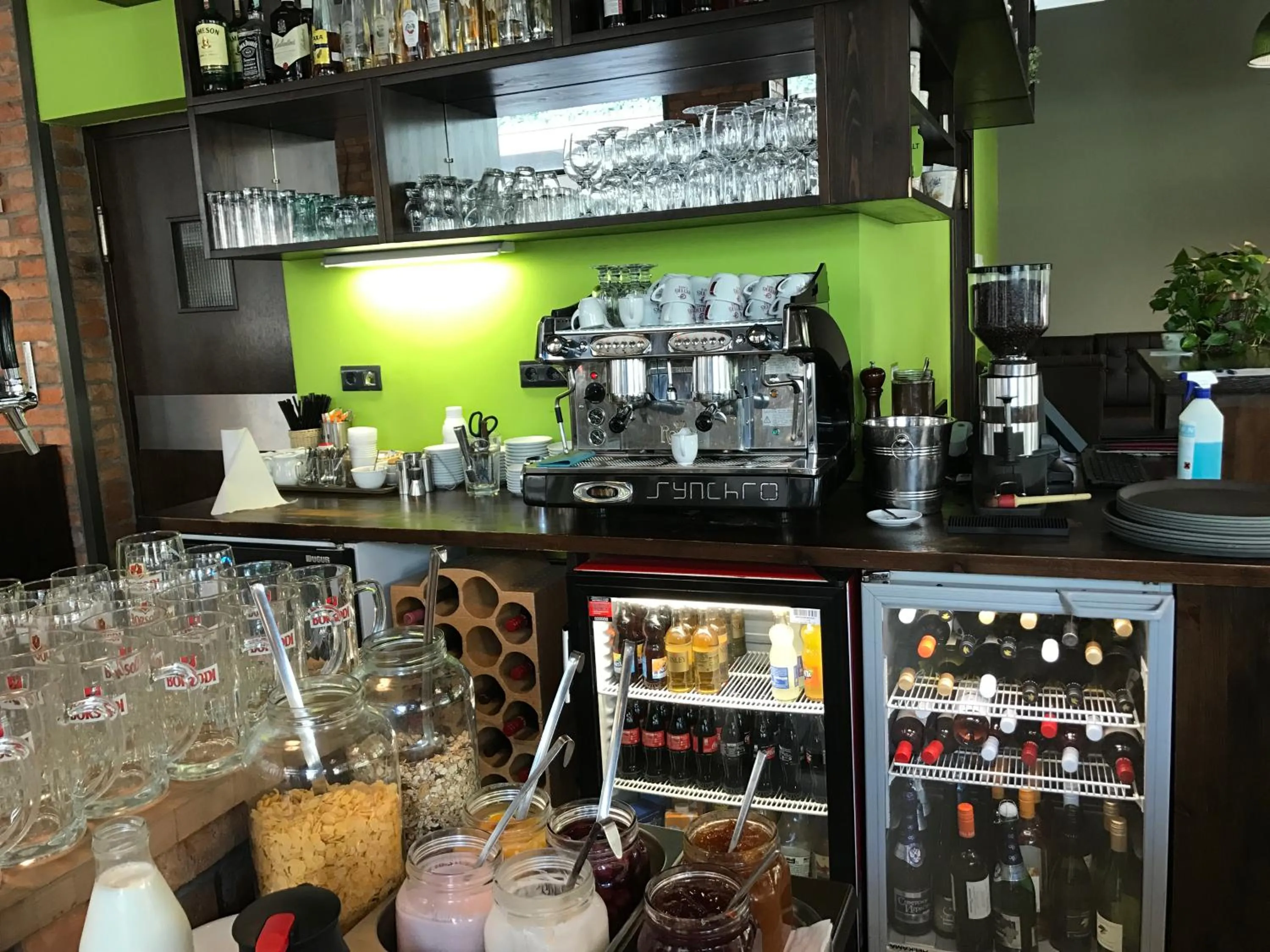 American breakfast in Corvin Rose Apartment Hotel