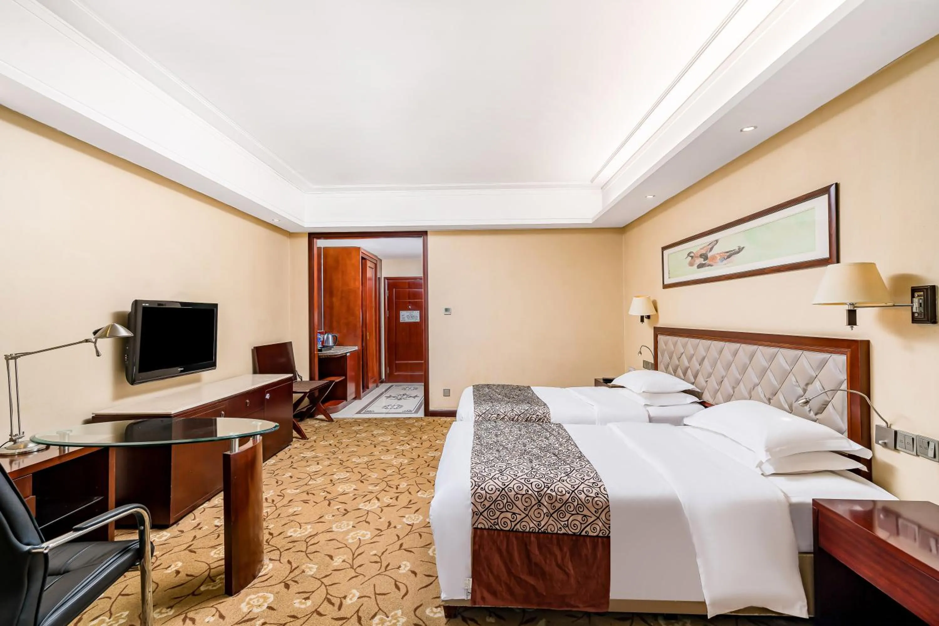 Bed in Langfang Arcadia International Hotel