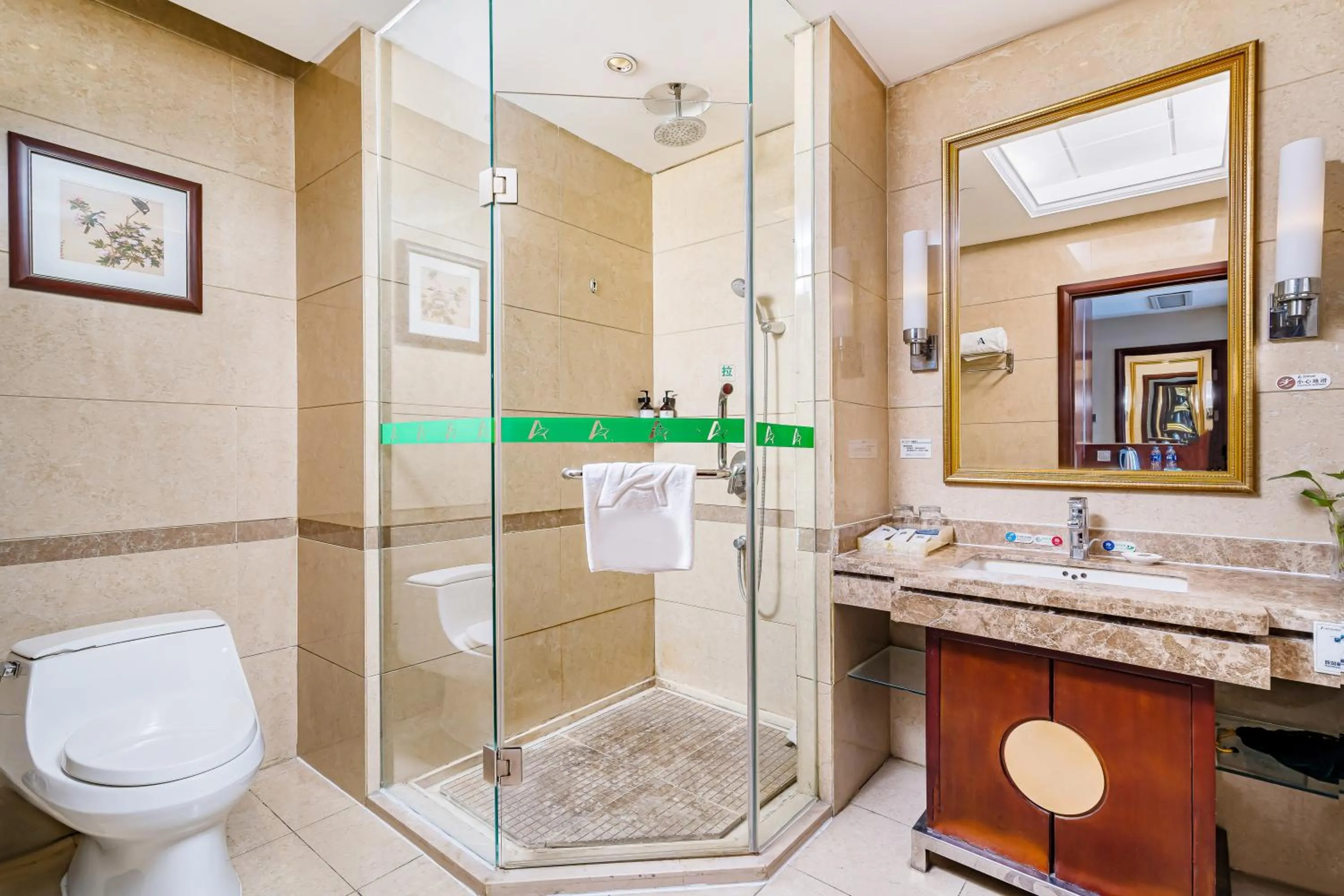 Langfang Arcadia International Hotel