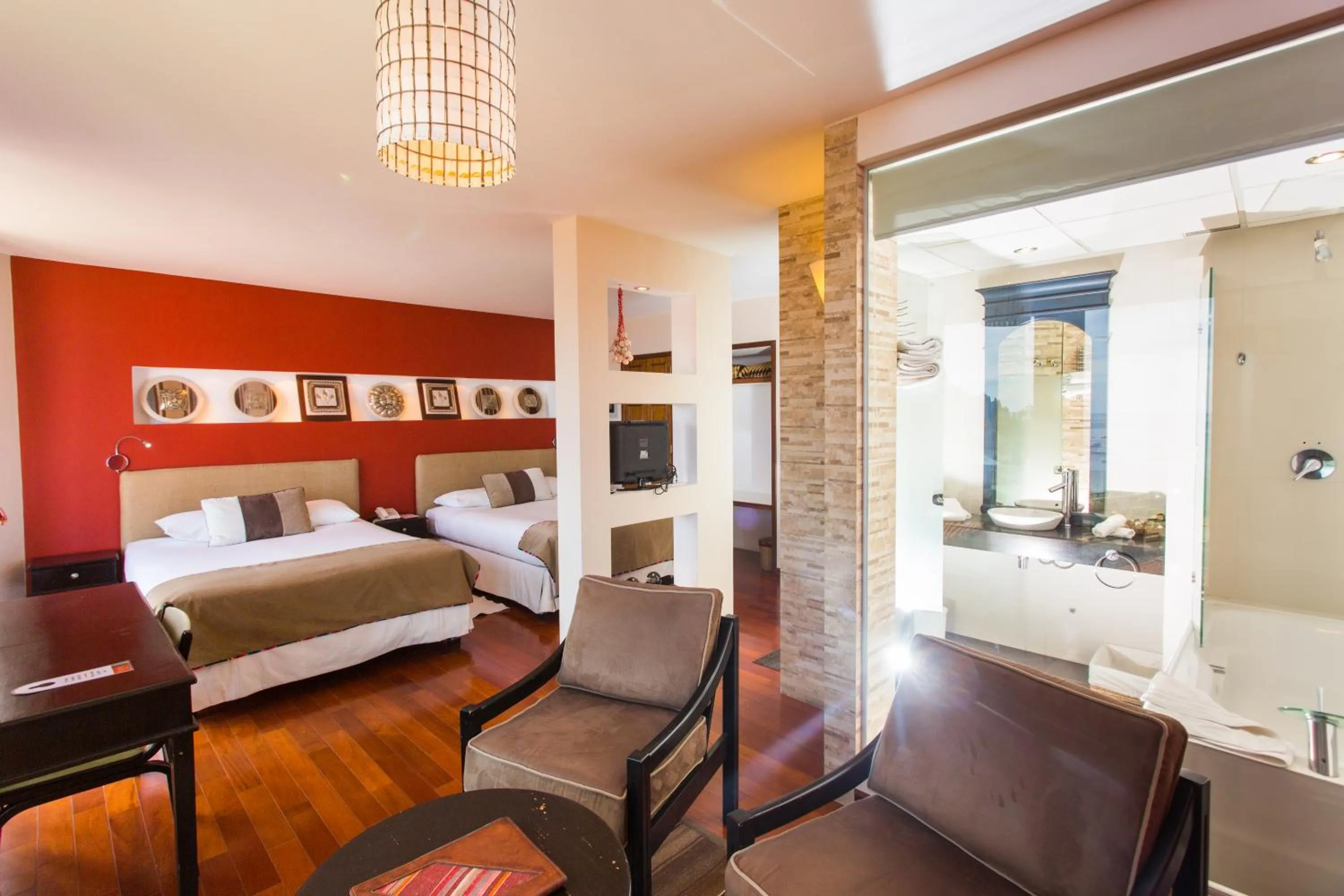 Bathroom, Bed in Hotel Rosario Lago Titicaca