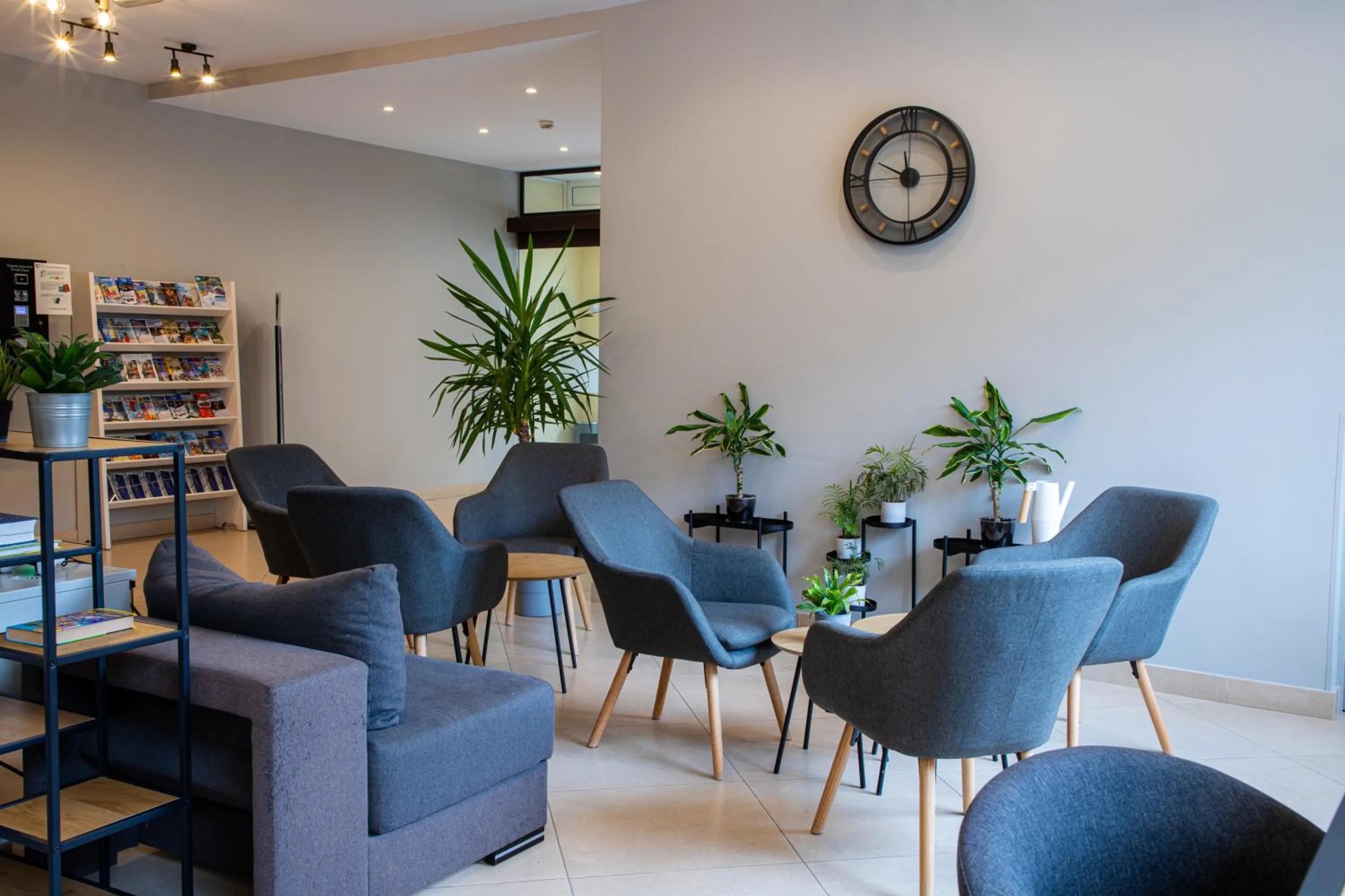 TV and multimedia in Apartamentos Comfort Calella