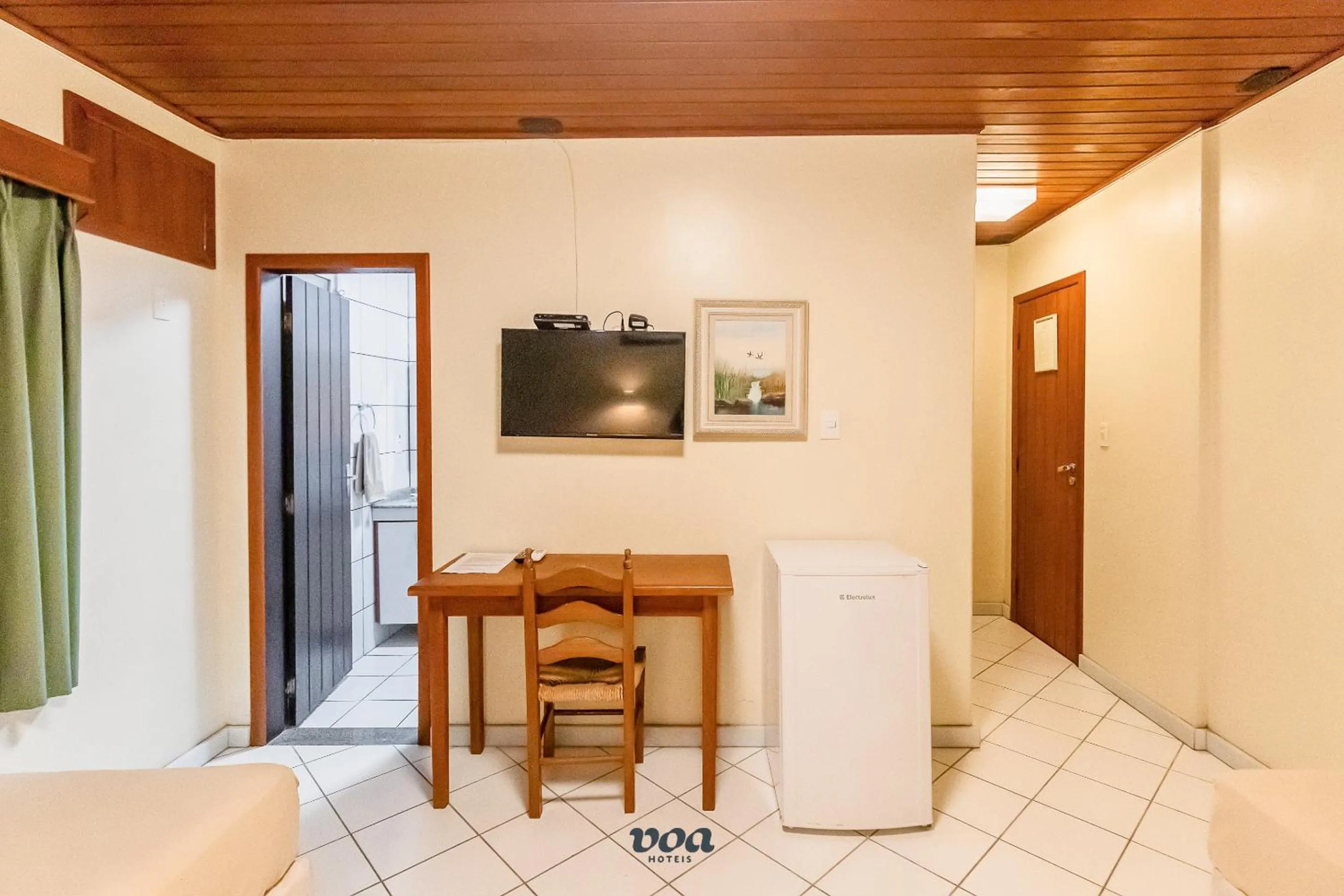 TV and multimedia in VOA Samuka Hotel