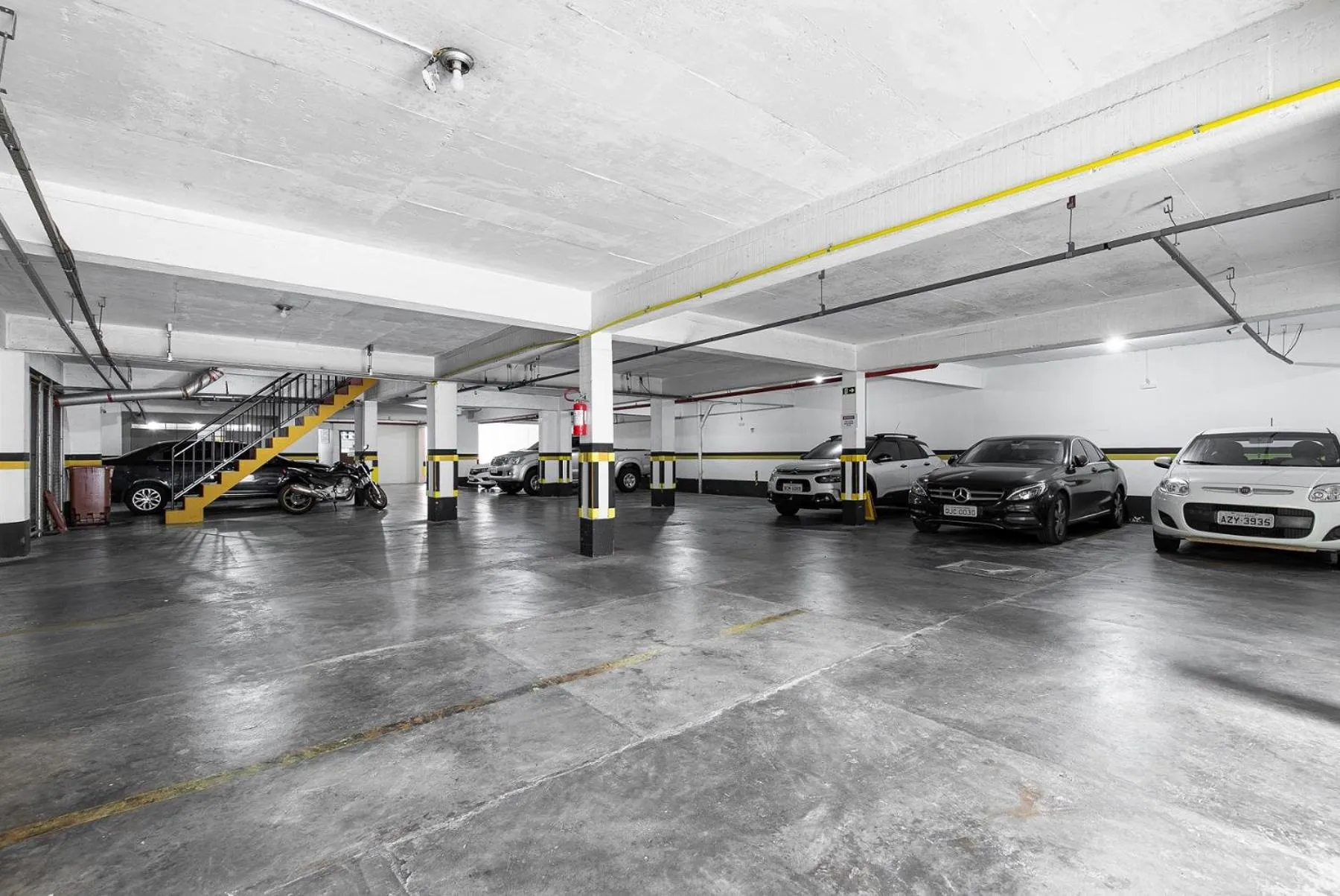 Parking in Hotel Flat Petras Residence