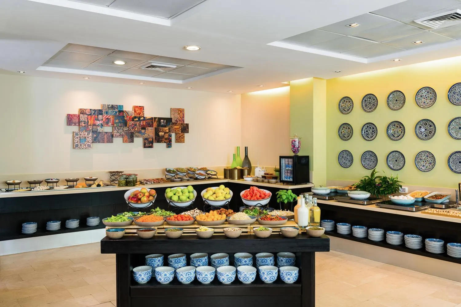 Breakfast in Prima Royale Hotel