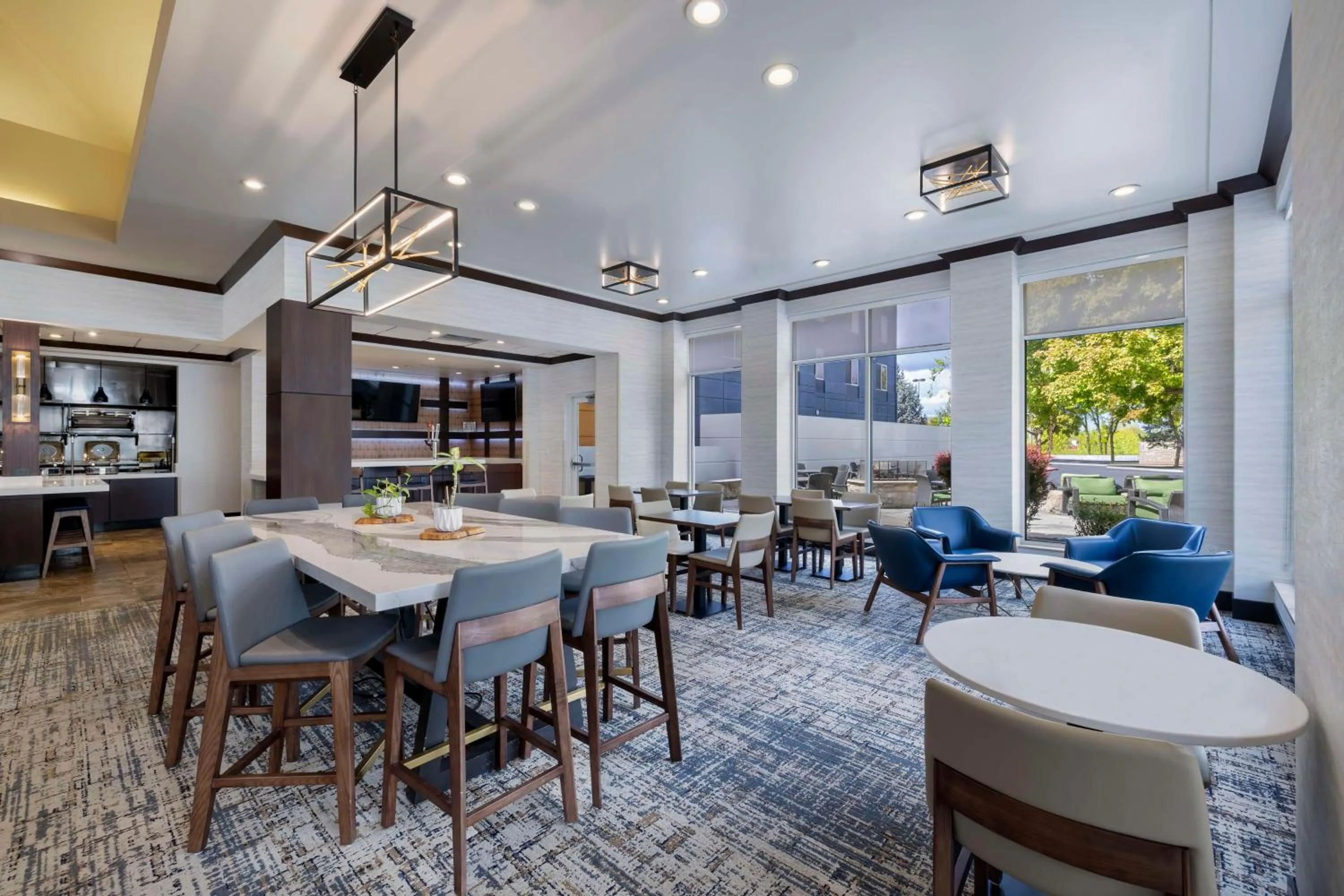 Restaurant/places to eat in Hilton Garden Inn Boise Spectrum