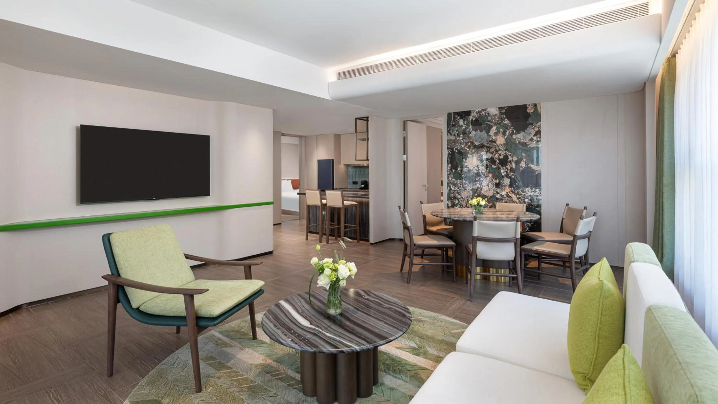 Photo of the whole room in Holiday Inn Resort Sanya Bay by IHG