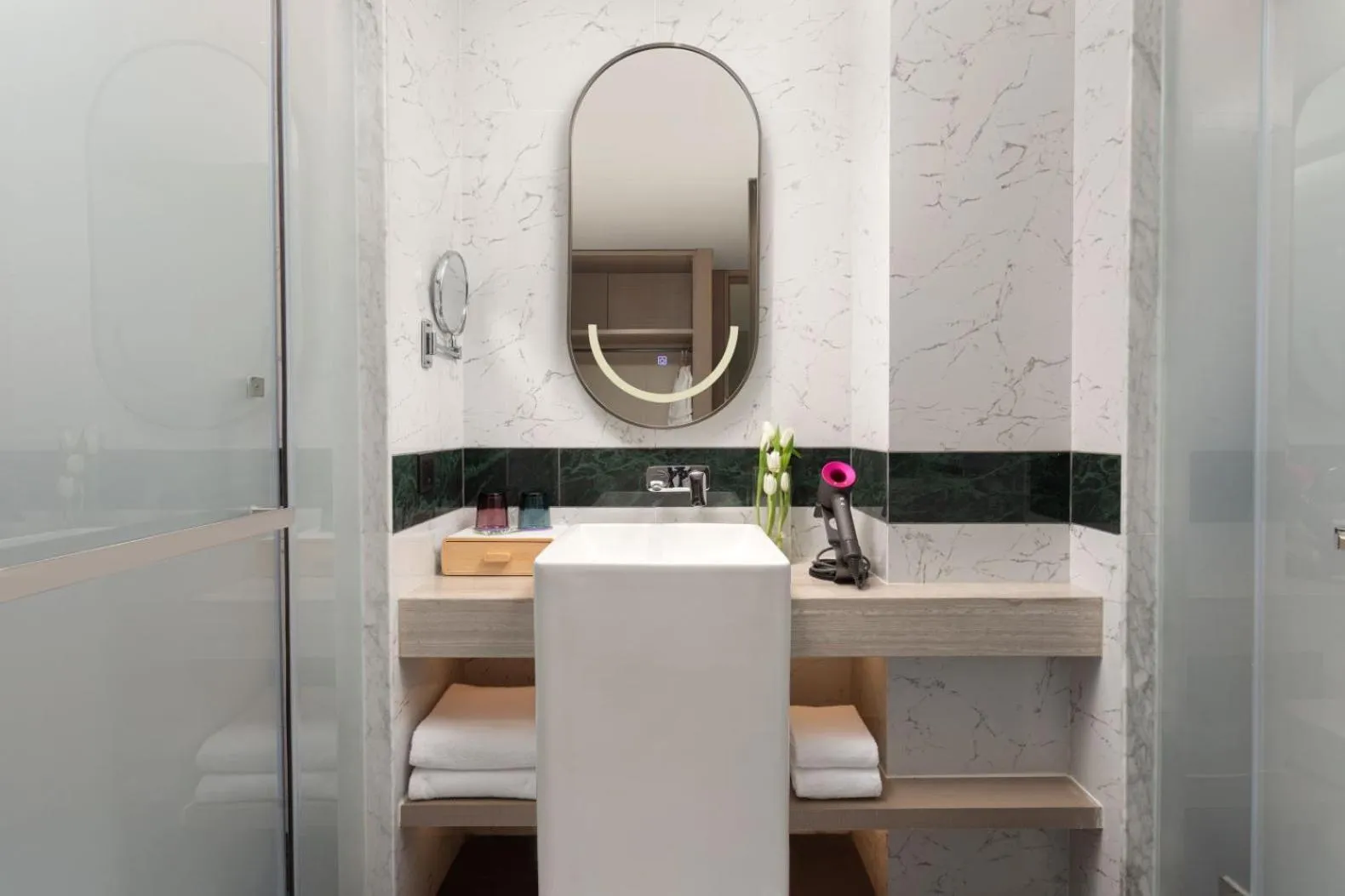 Toilet in Holiday Inn Resort Sanya Bay by IHG