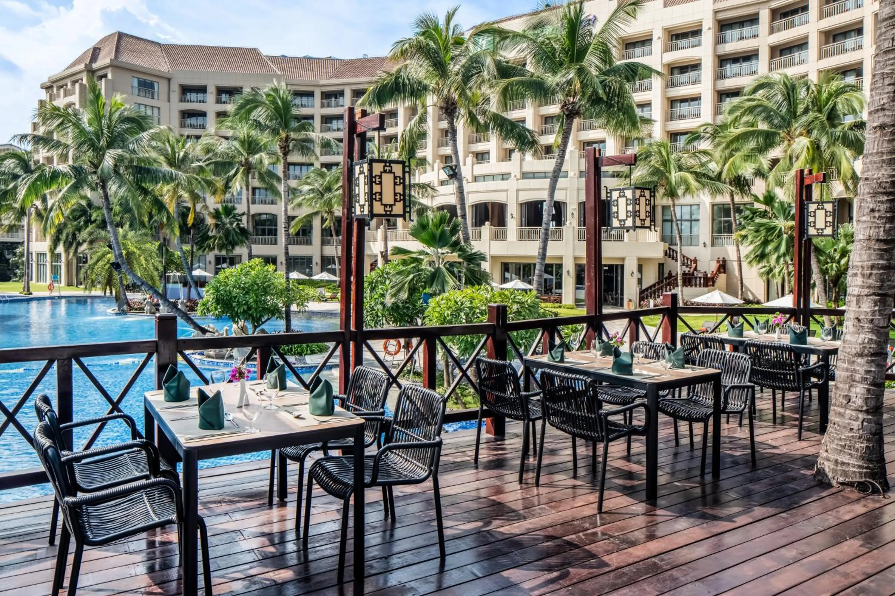 Restaurant/places to eat in Holiday Inn Resort Sanya Bay by IHG