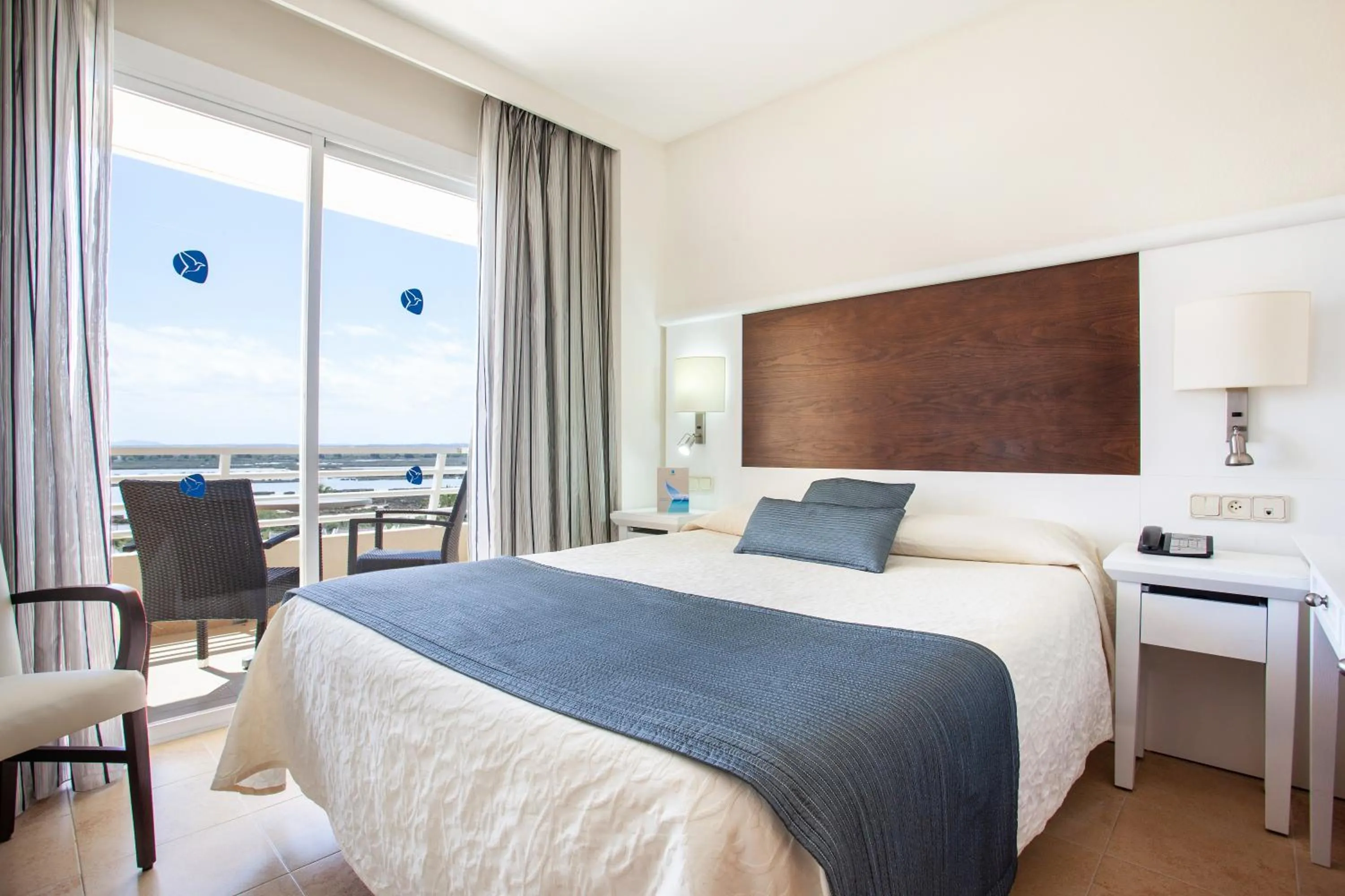 Bedroom, Bed in Grupotel Amapola