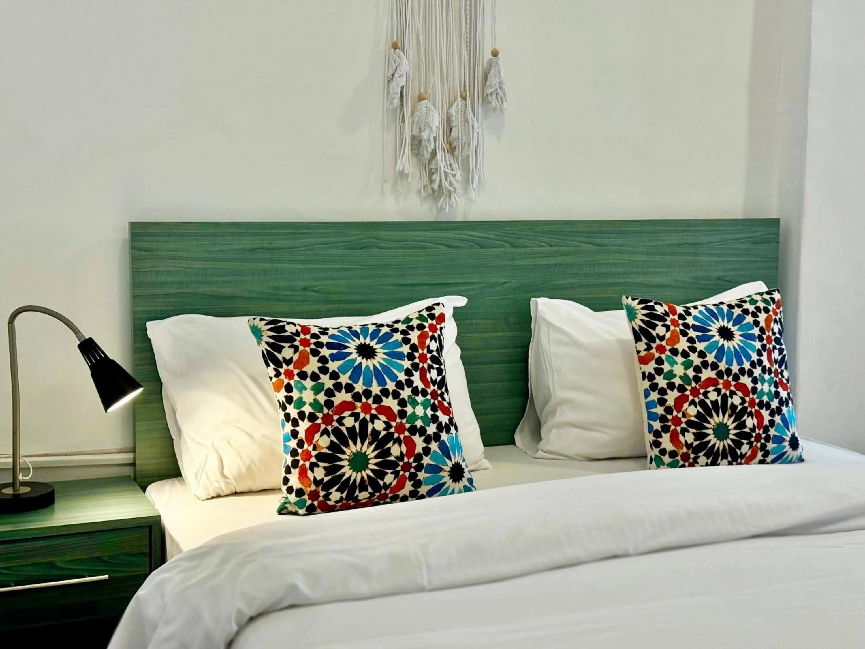 Bed in The Sydney Hotel