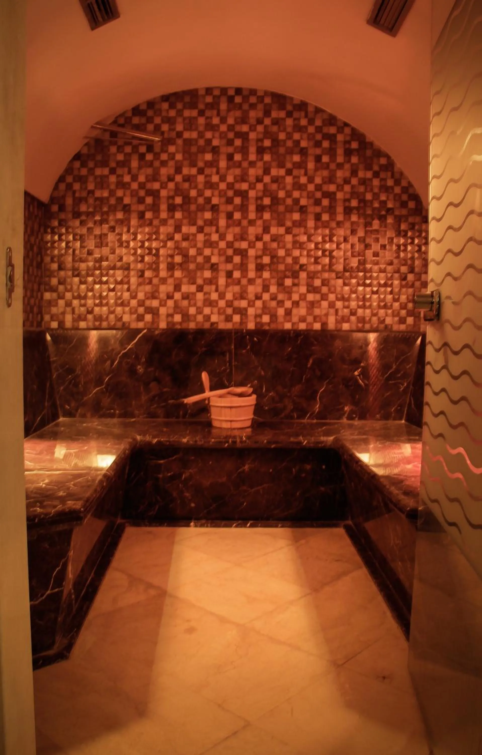 Steam room in Zaki Hotel
